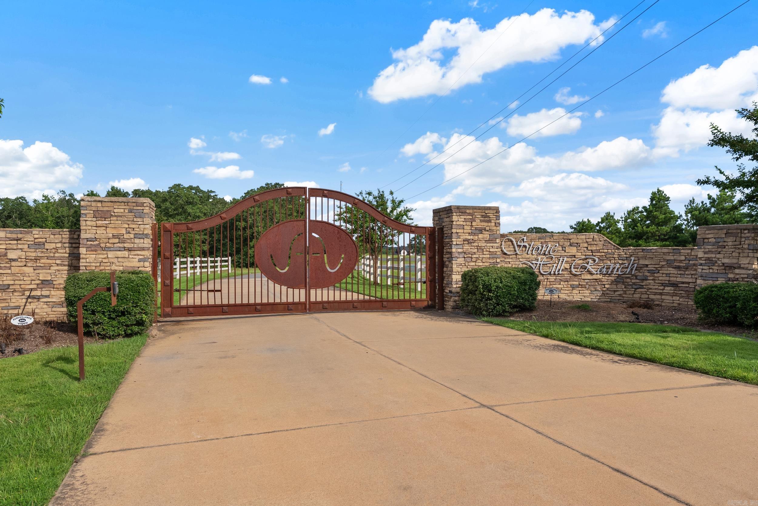 Stone Hill Estates - Residential