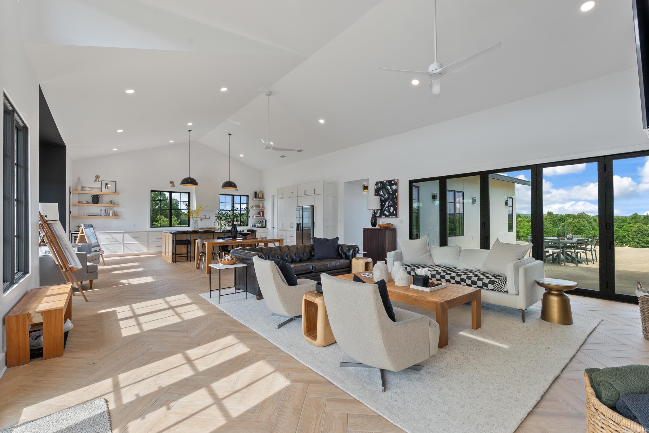 Stone Hill Estates - Residential