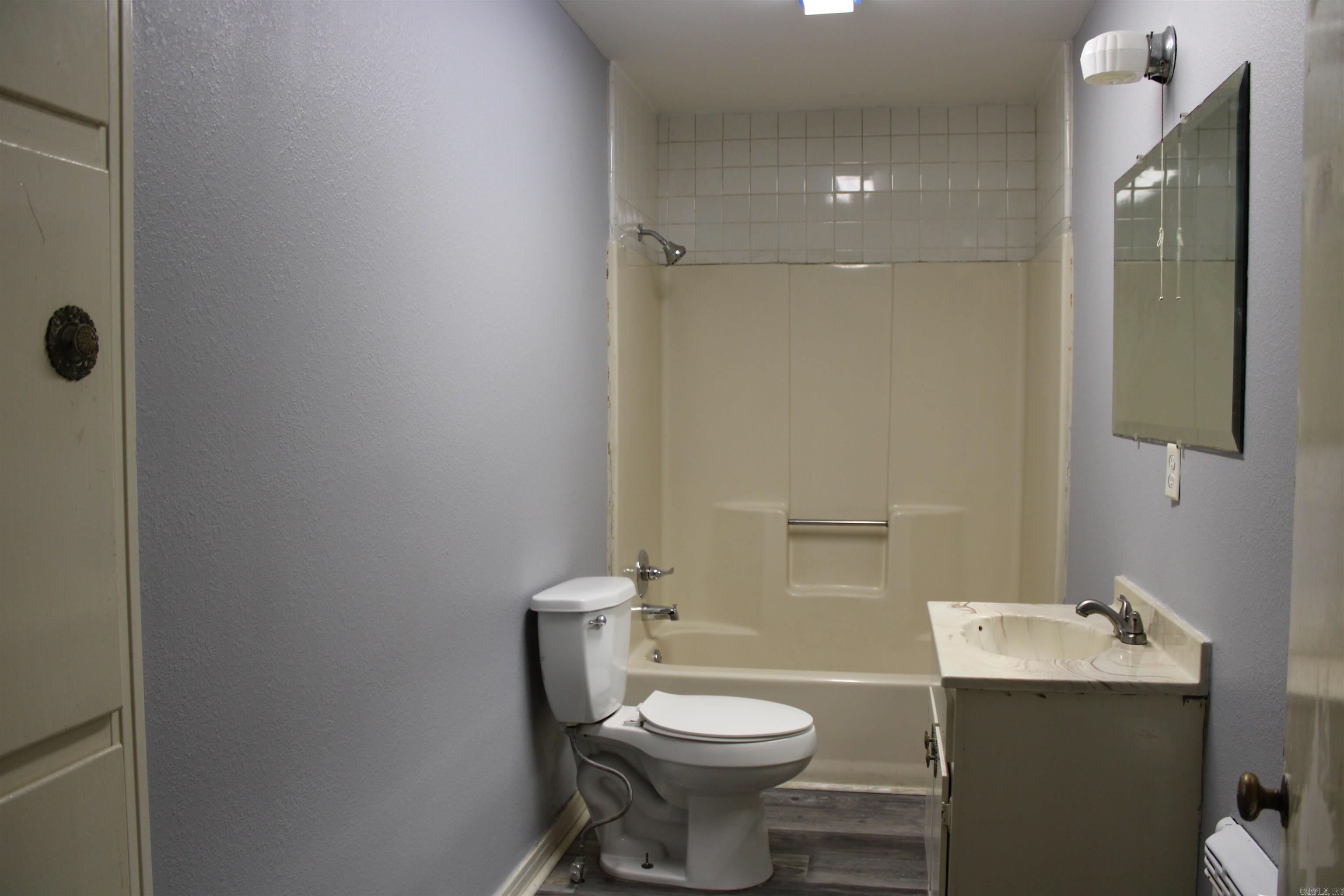 INDUSTRIAL COL. - Residential