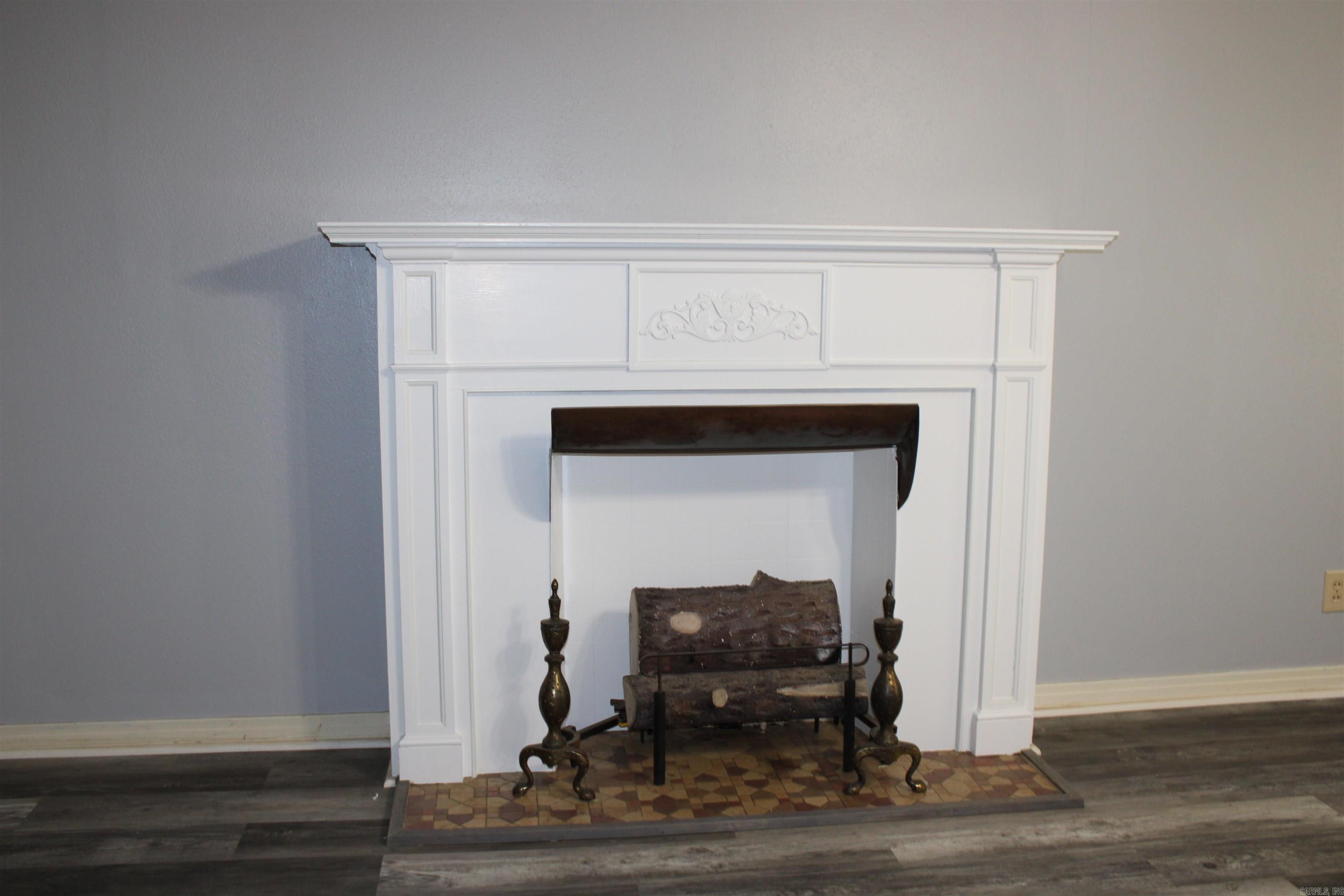 INDUSTRIAL COL. - Residential