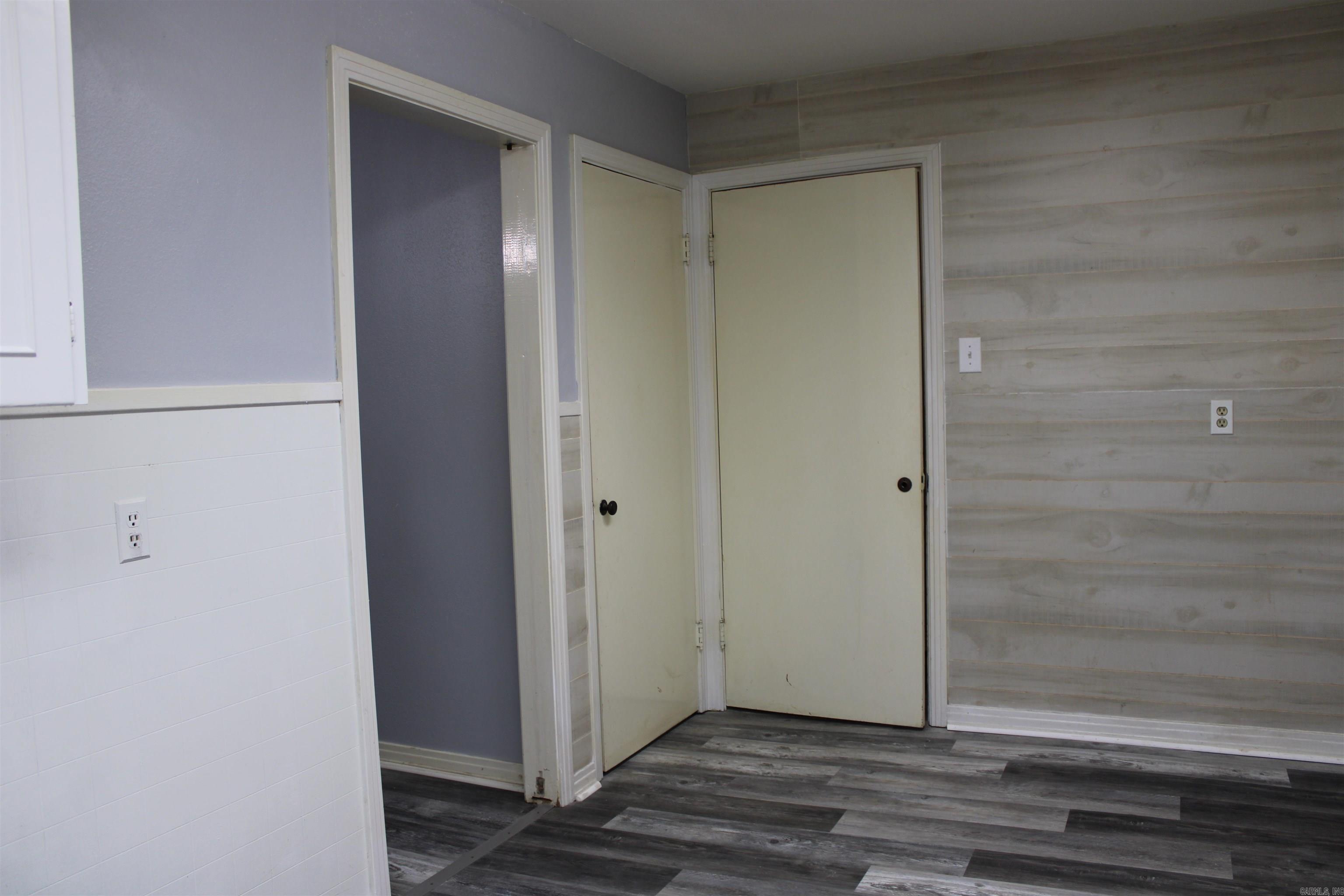 INDUSTRIAL COL. - Residential