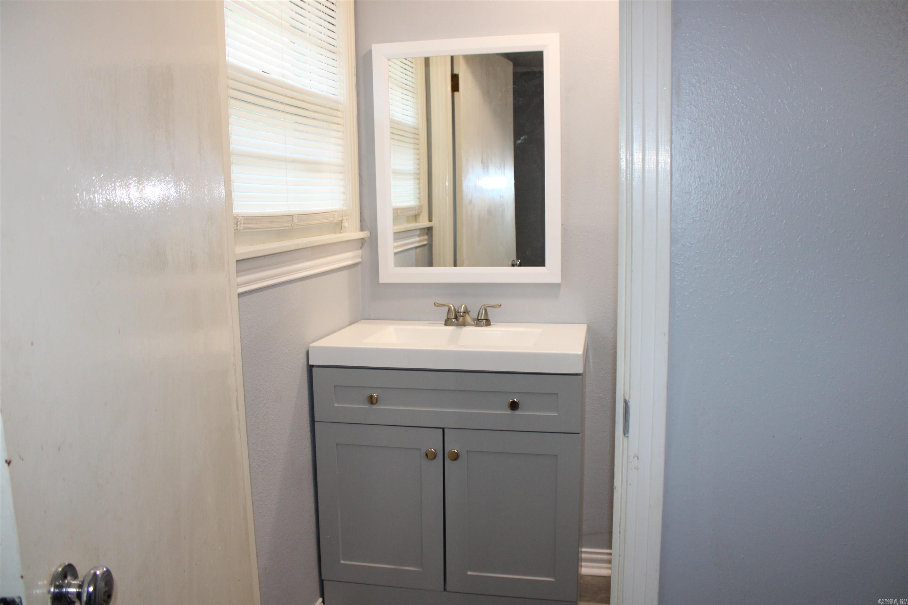 INDUSTRIAL COL. - Residential