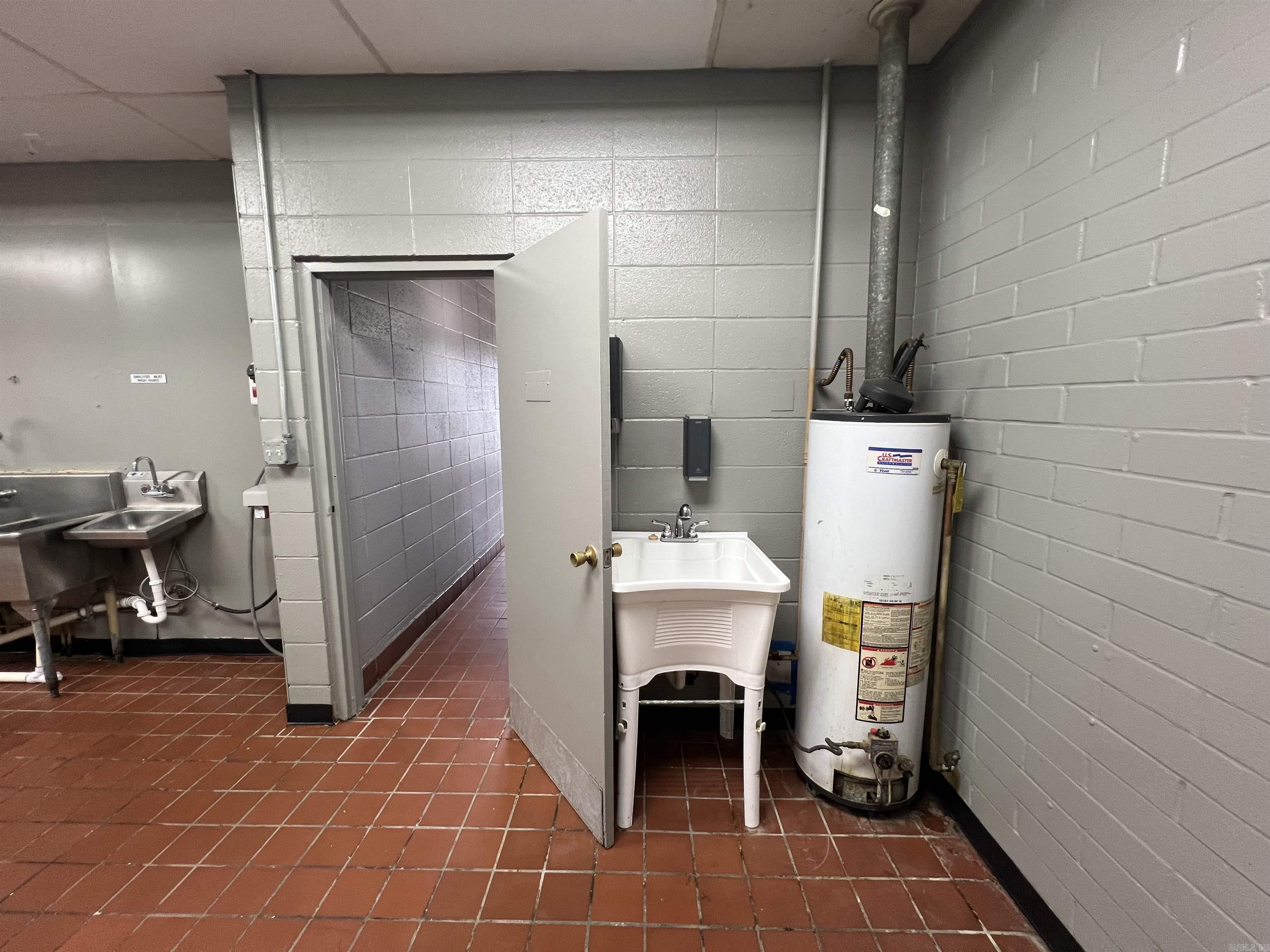 Westbrook - Commercial Lease