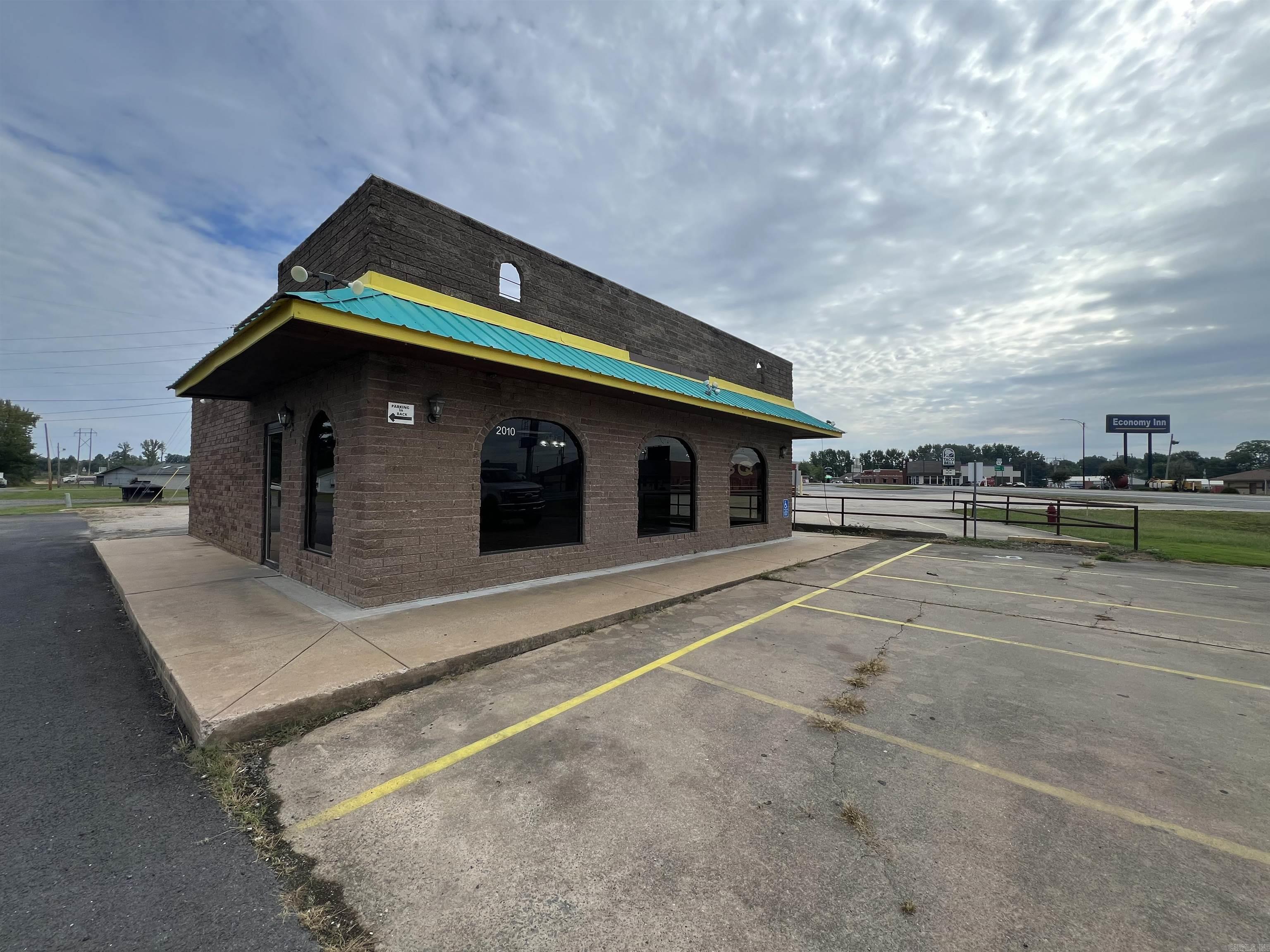 Westbrook - Commercial Lease