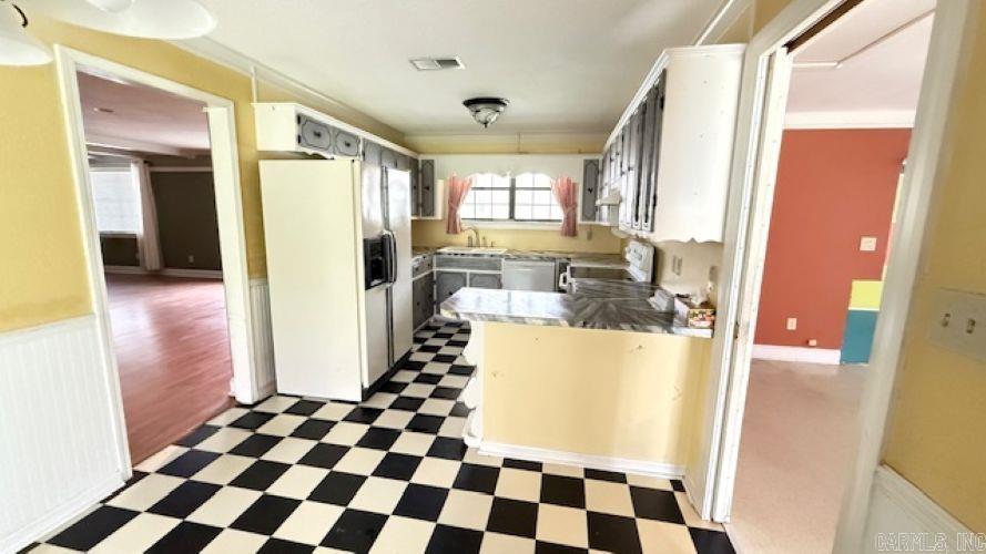 WESTSIDE SUBD - Residential