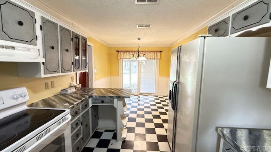 WESTSIDE SUBD - Residential