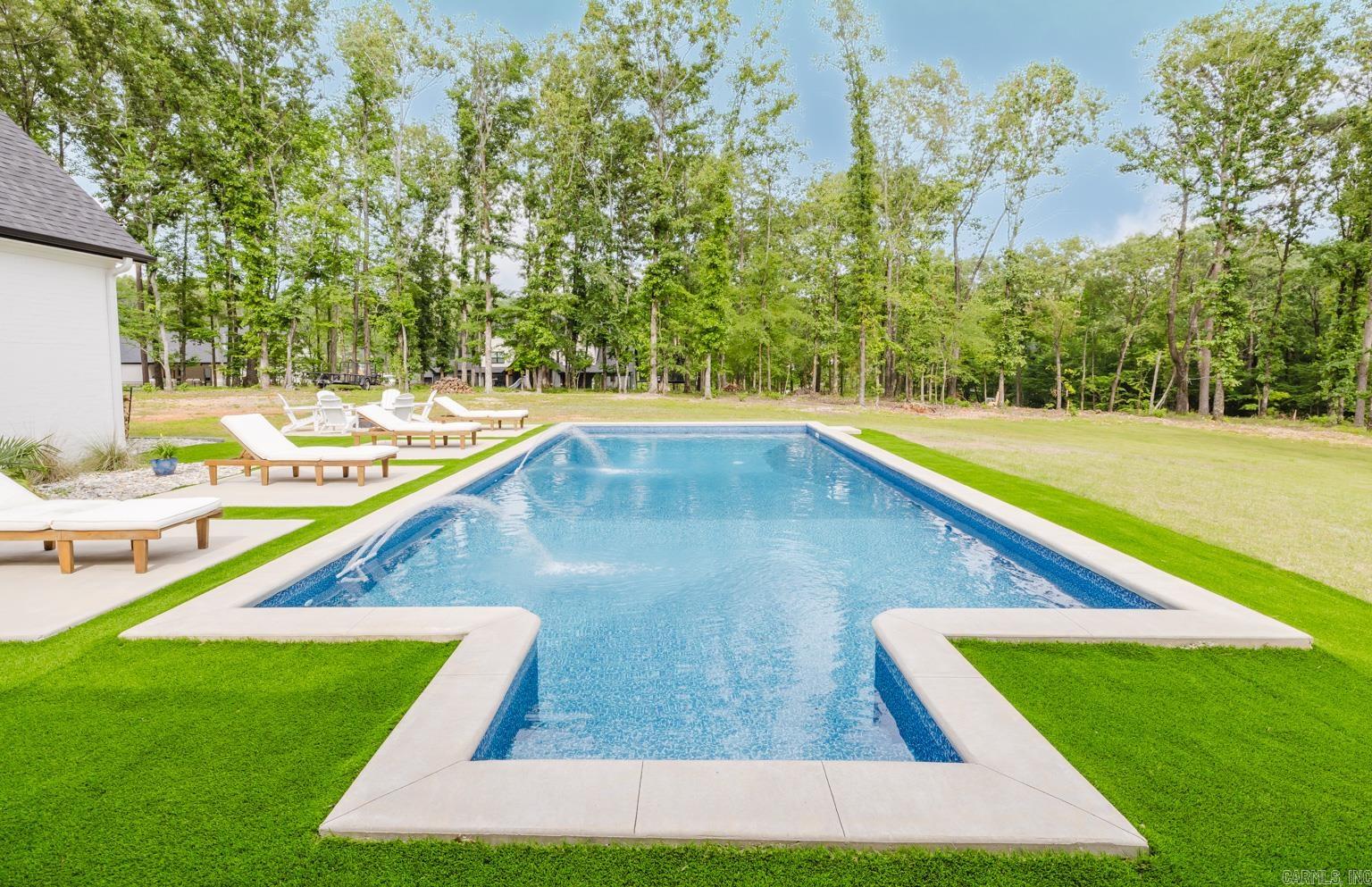 HAZEL OAK - Residential