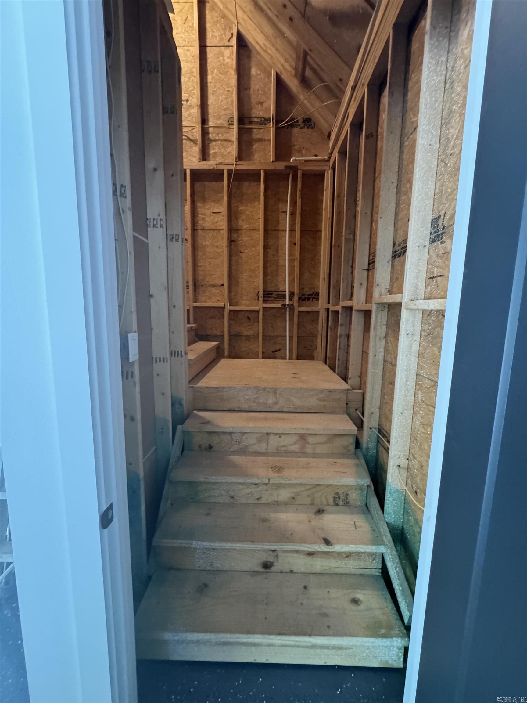 HAZEL OAK - Residential