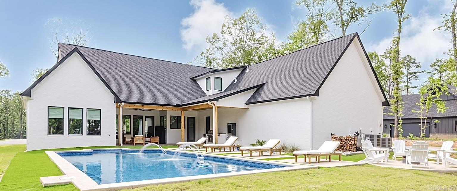 HAZEL OAK - Residential