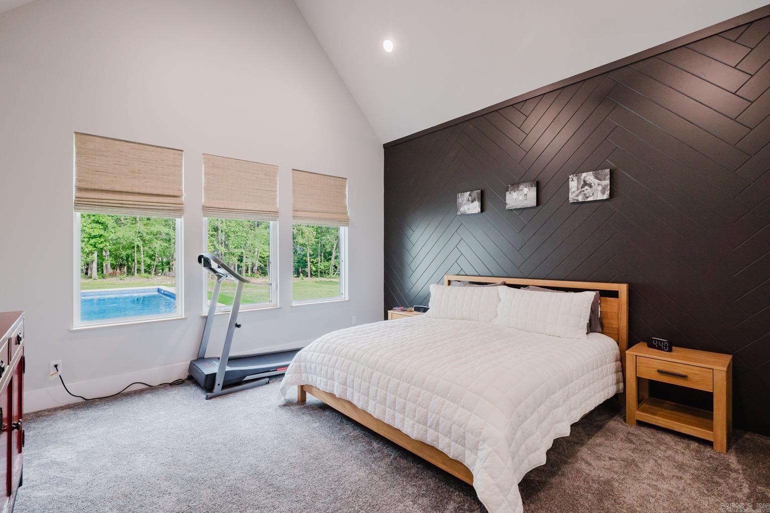 HAZEL OAK - Residential