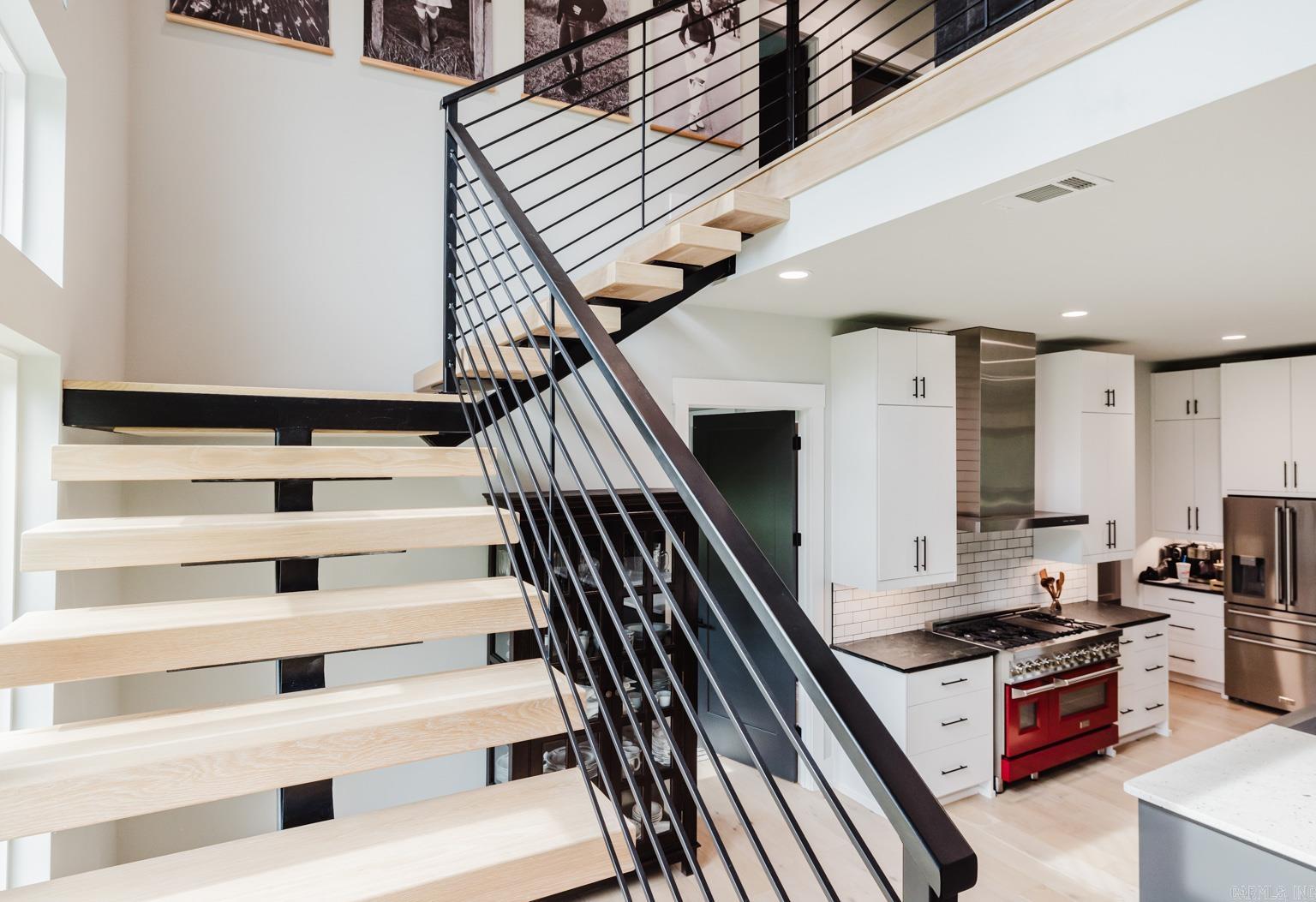 HAZEL OAK - Residential