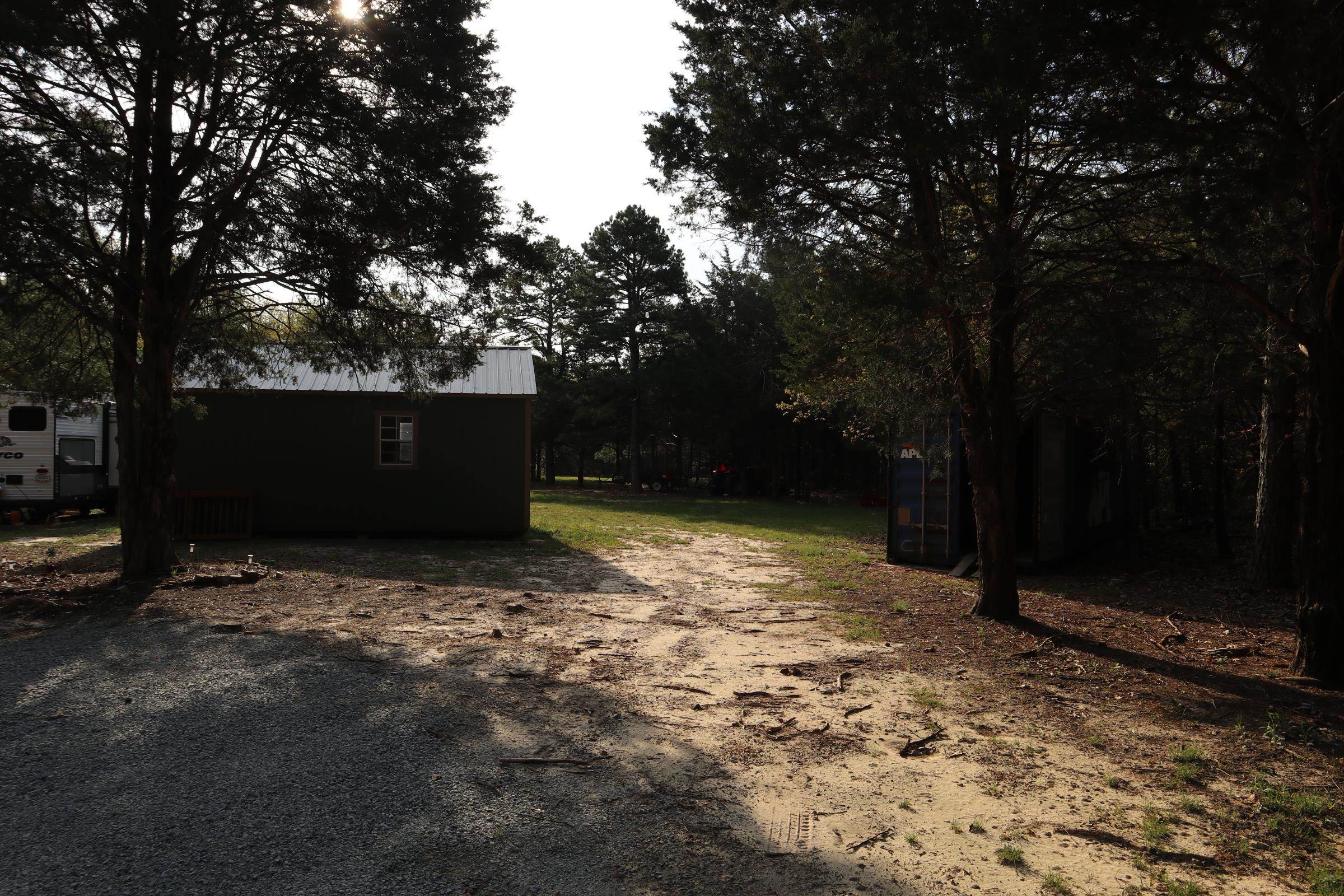 Metes & Bounds - Land