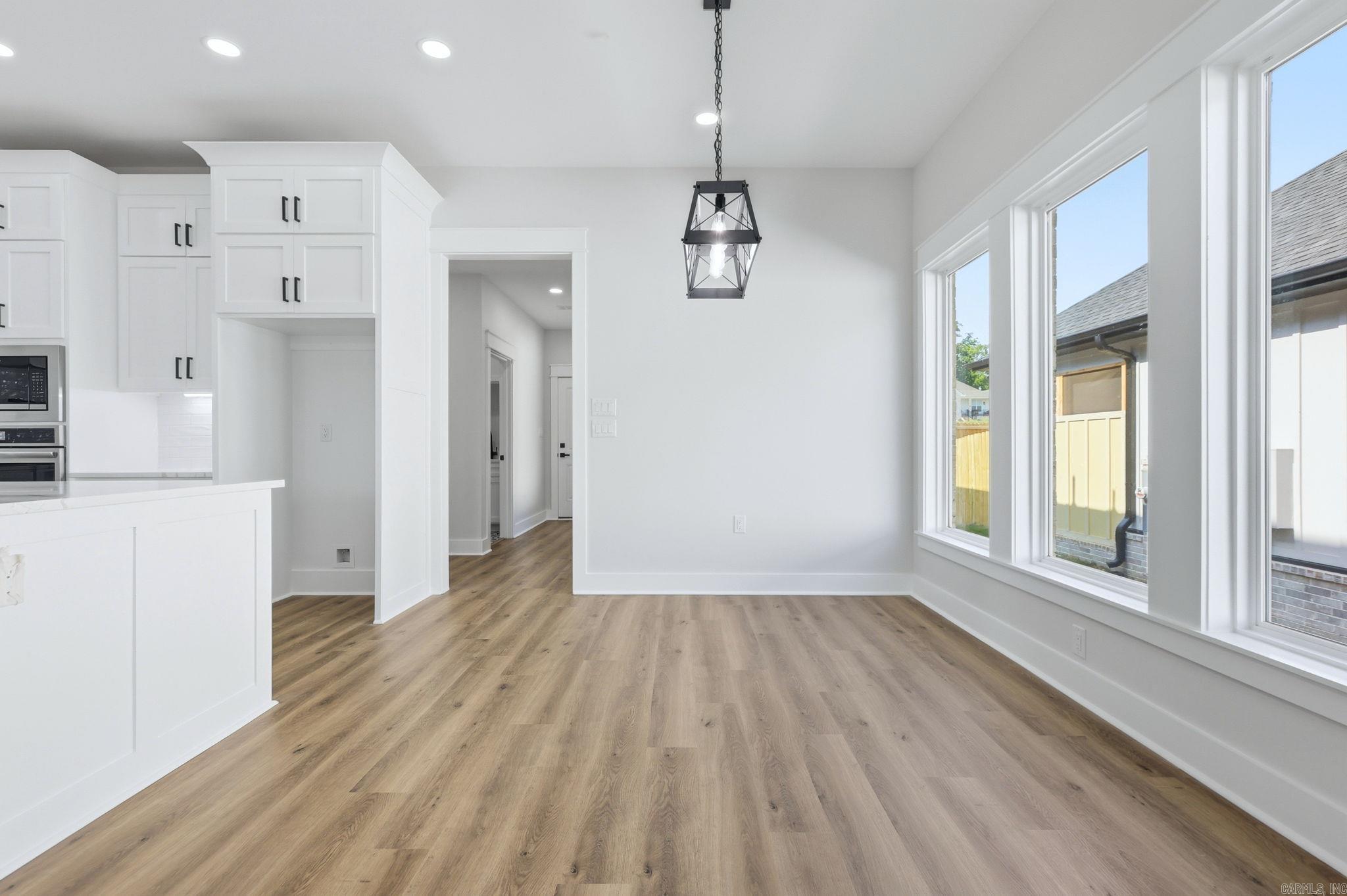 MIDTOWN BRYANT - Residential