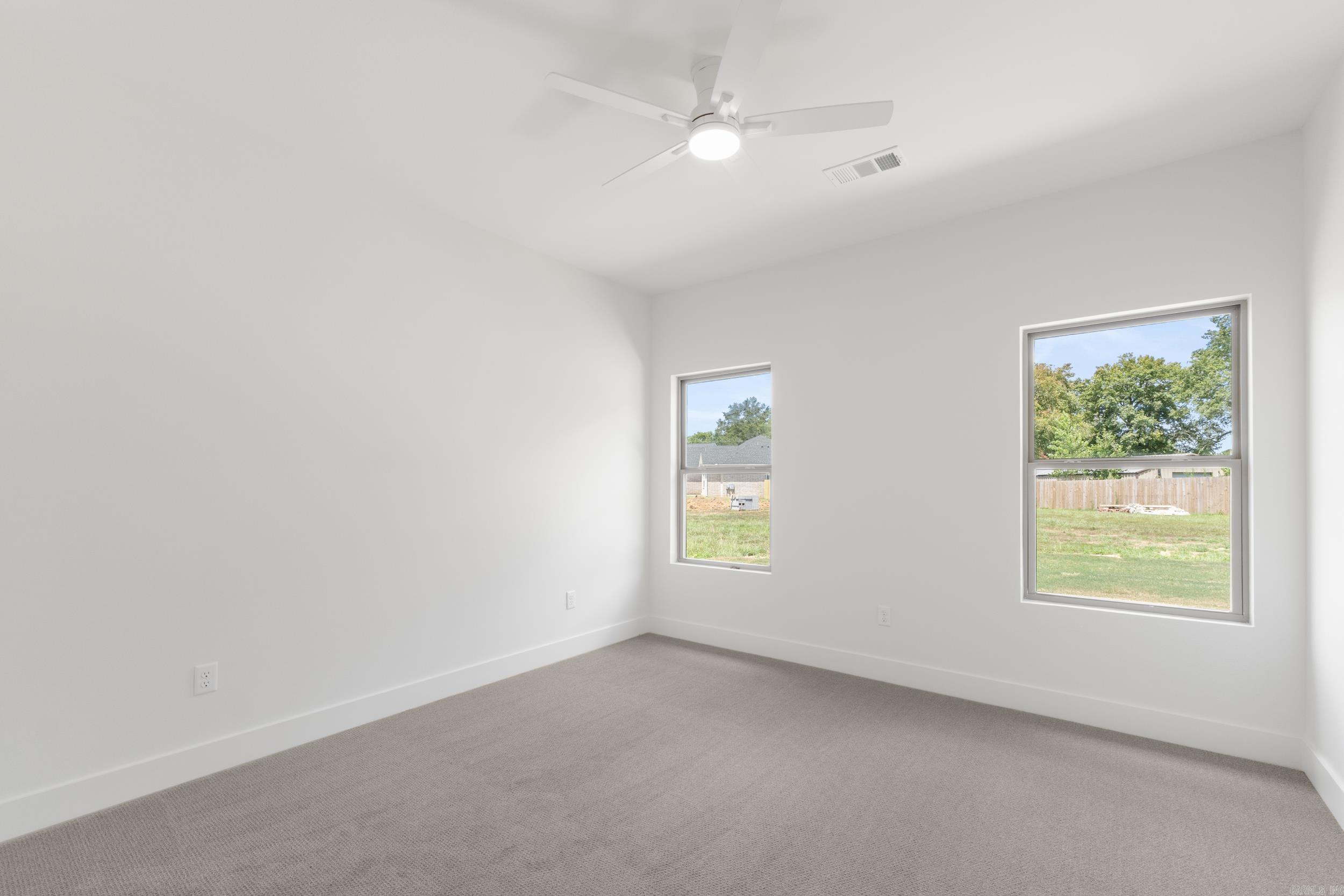 EAST MEADOW - Residential