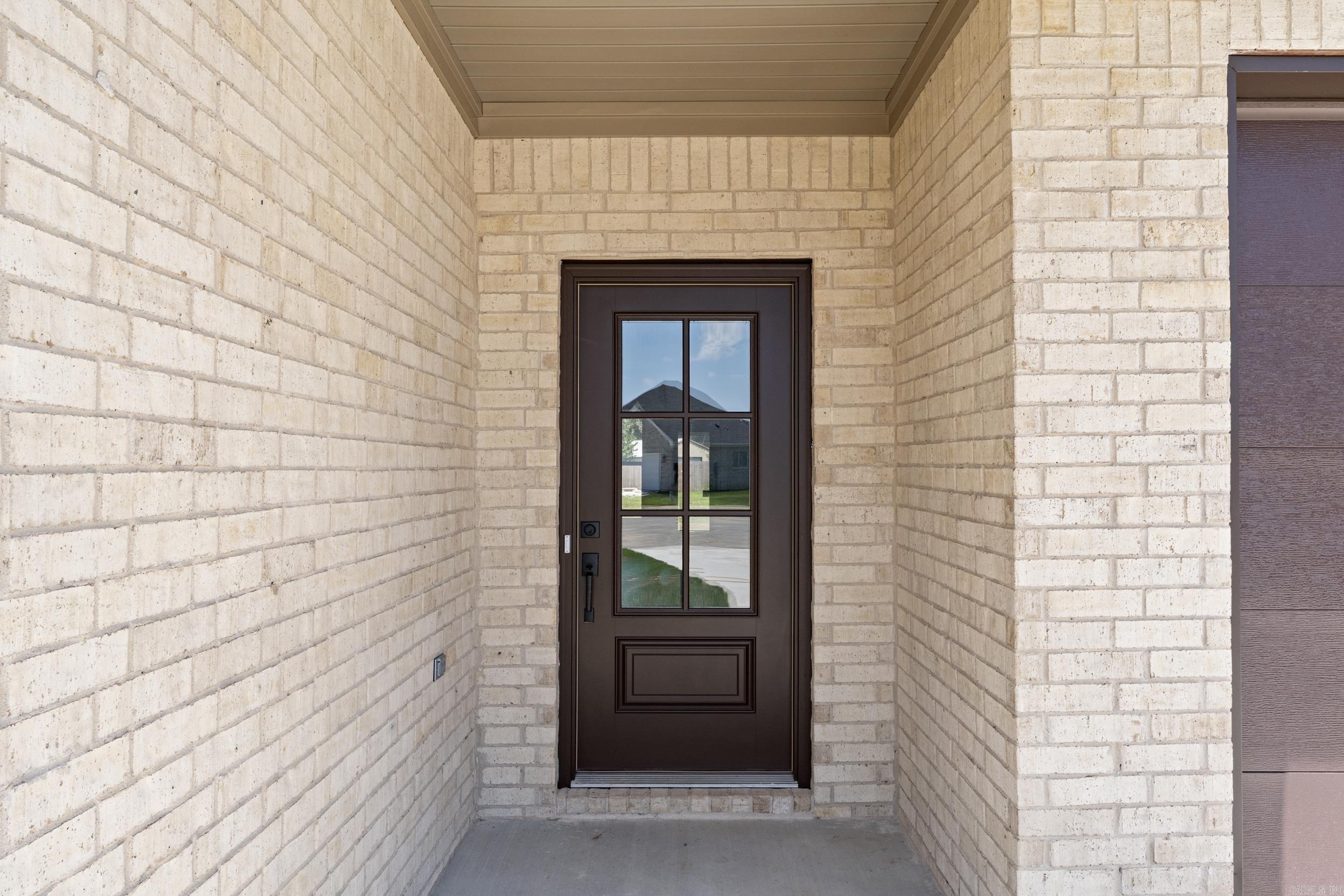 EAST MEADOW - Residential