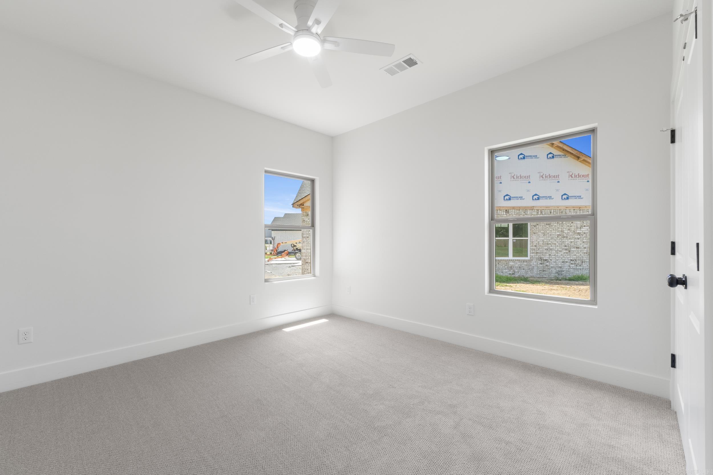 EAST MEADOW - Residential