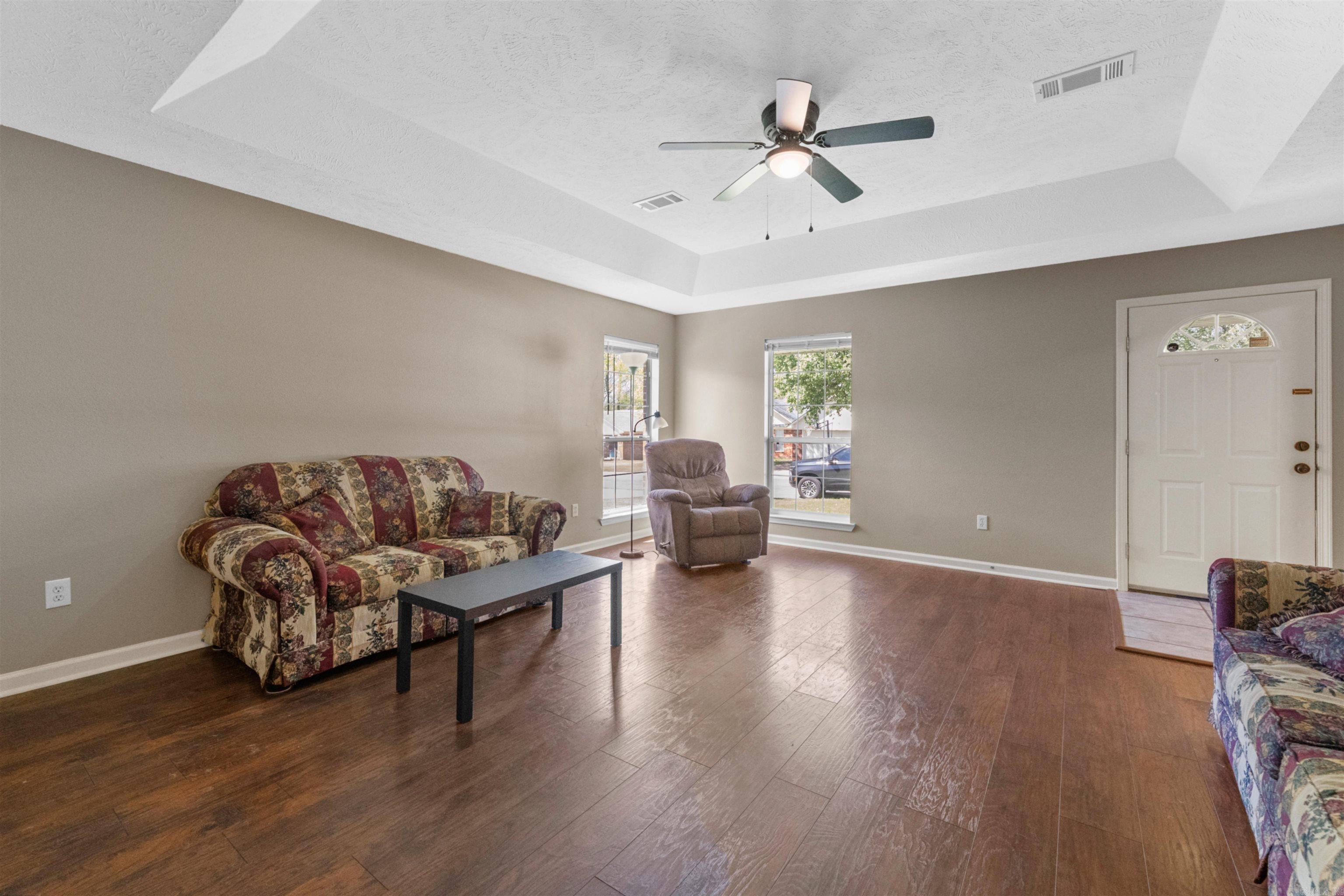 FOX RUNN - Residential