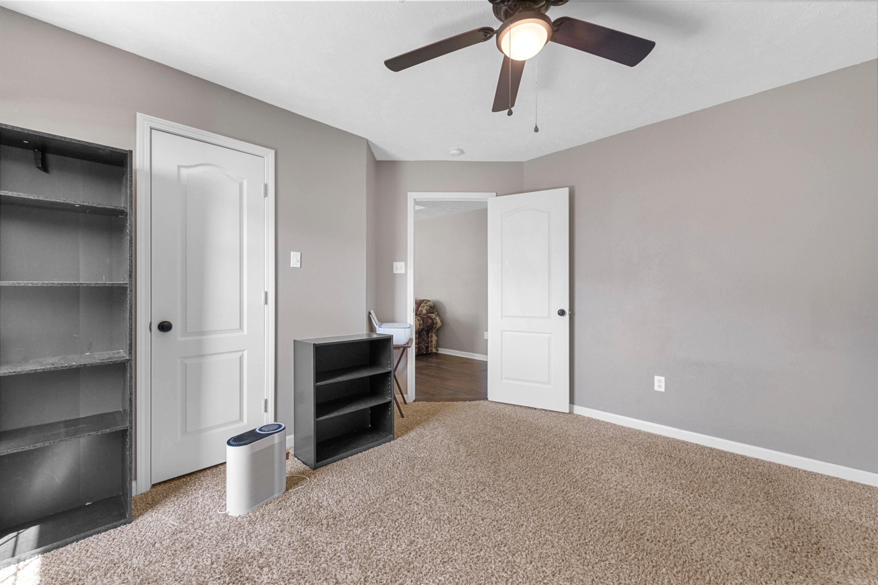 FOX RUNN - Residential