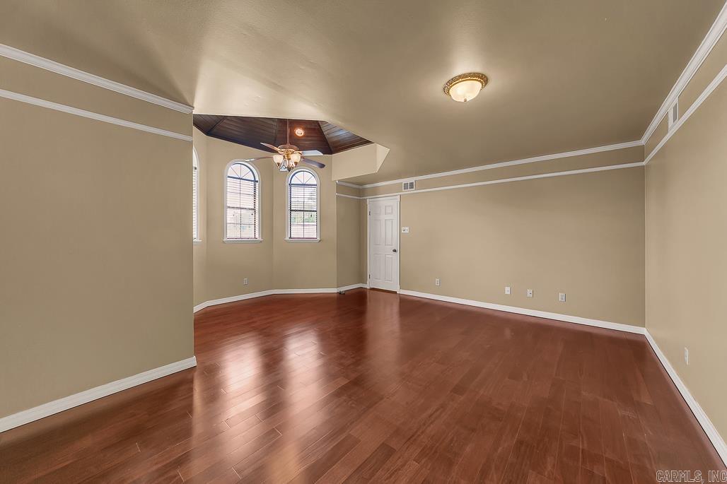 STONEWALL - Residential