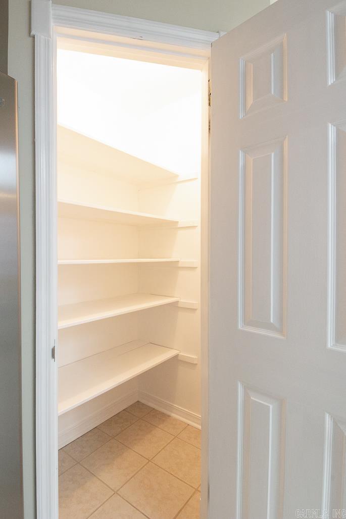 STONEWALL - Residential