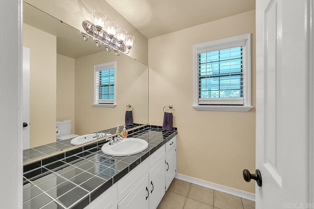 STONEWALL - Residential