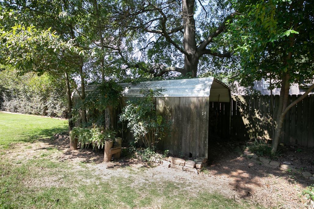 STONEWALL - Residential