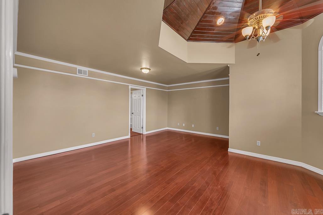 STONEWALL - Residential