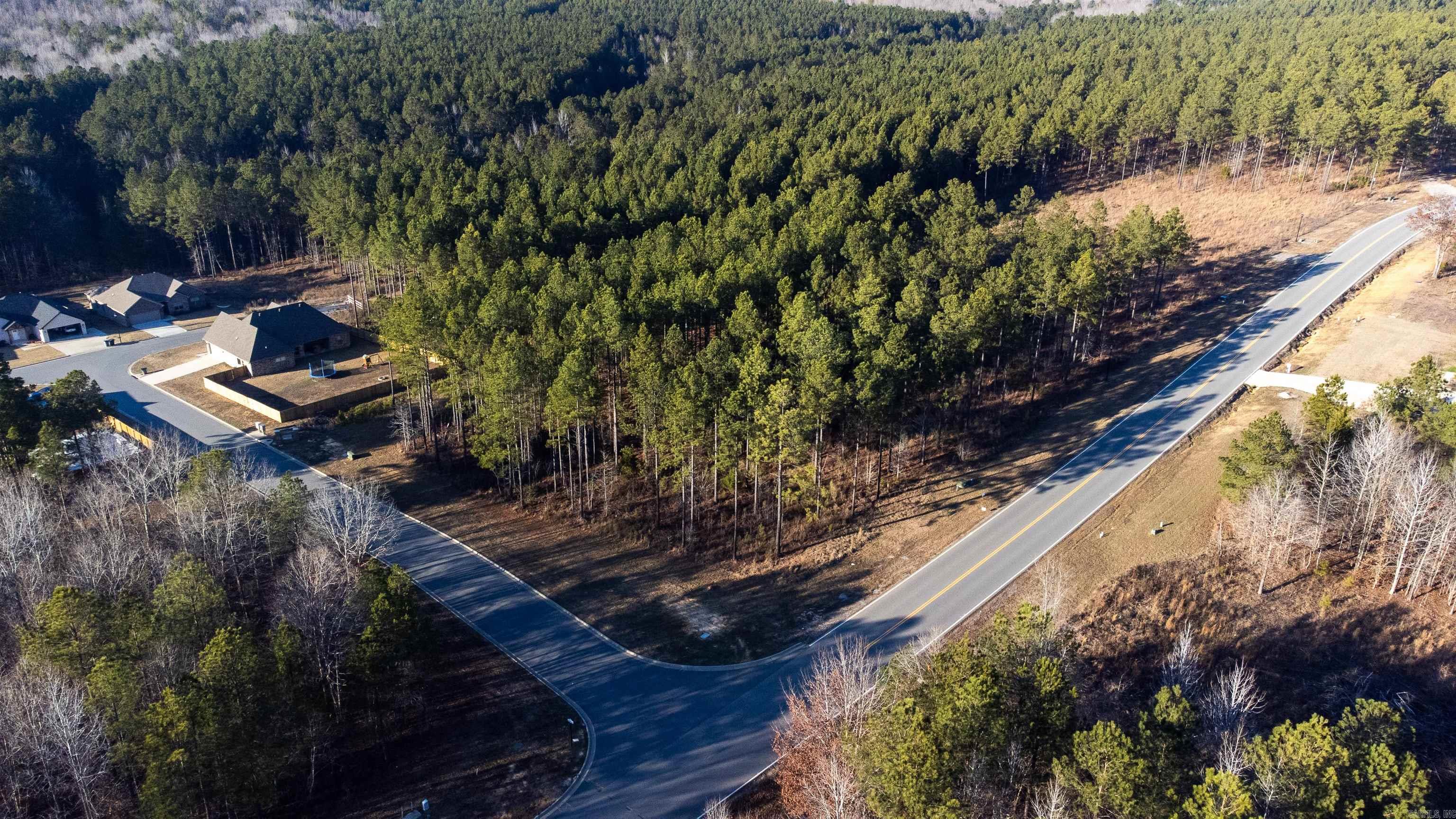 THE ESTATES AT PARKWAY TRAILS - Land