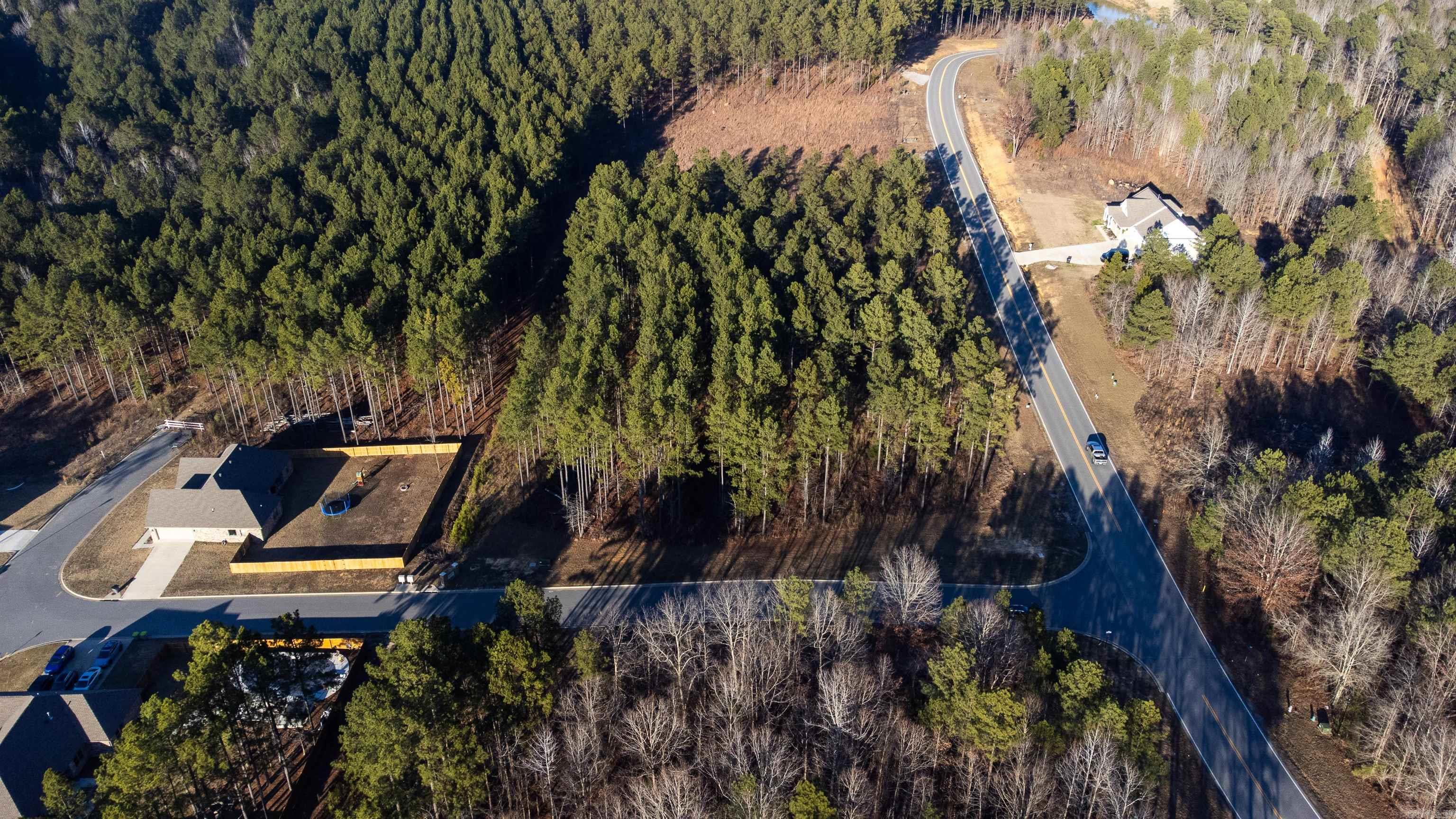 THE ESTATES AT PARKWAY TRAILS - Land