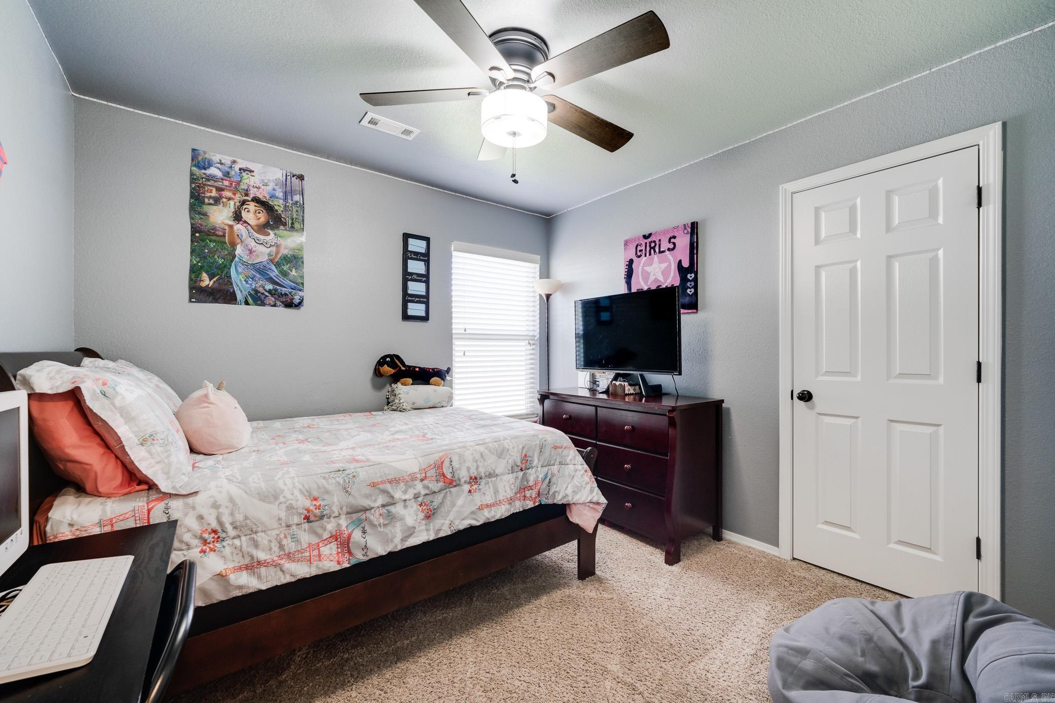 GREENWOOD ACRES - Residential