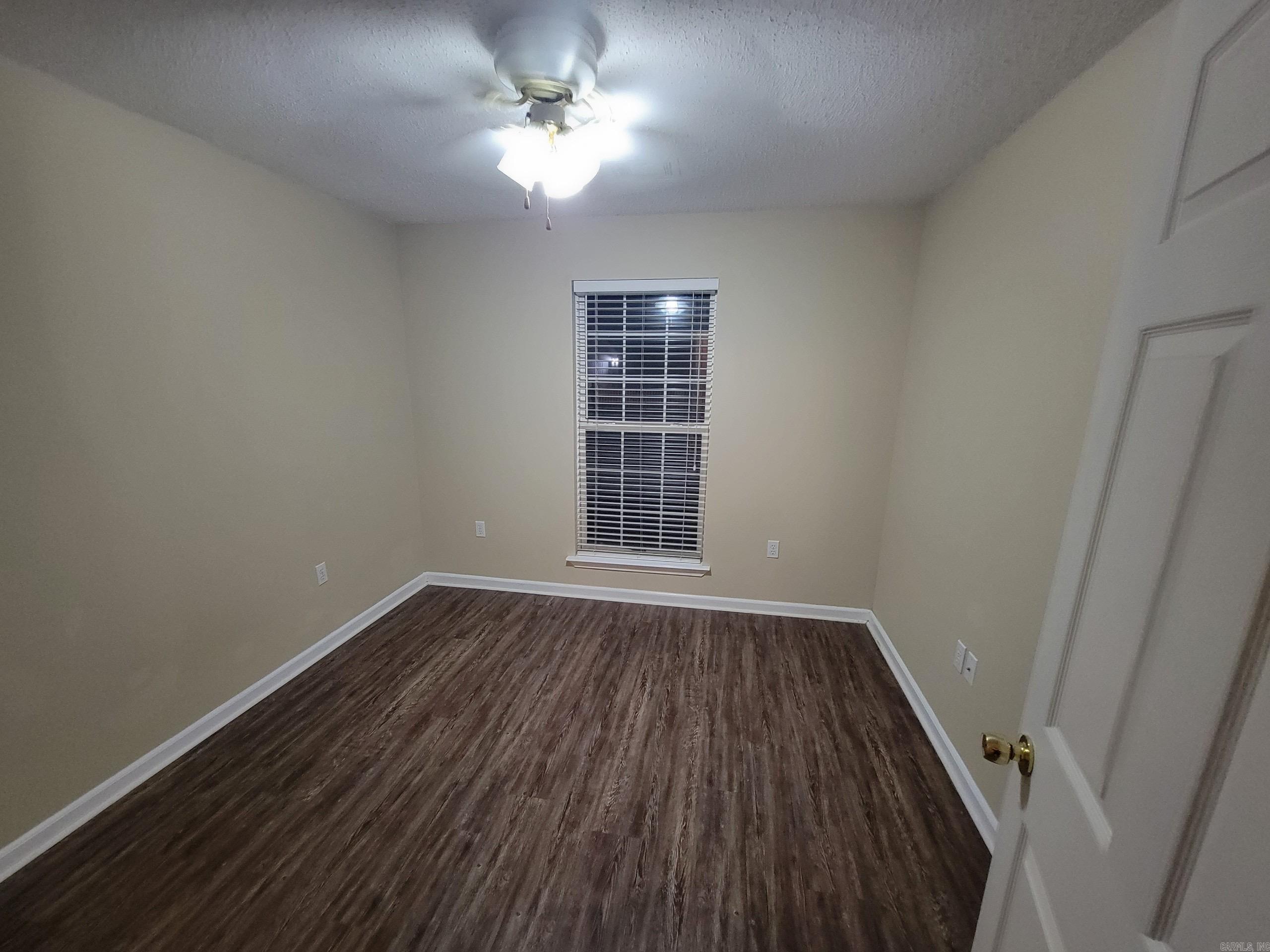 WINDWOOD ESTATES S/D - Residential