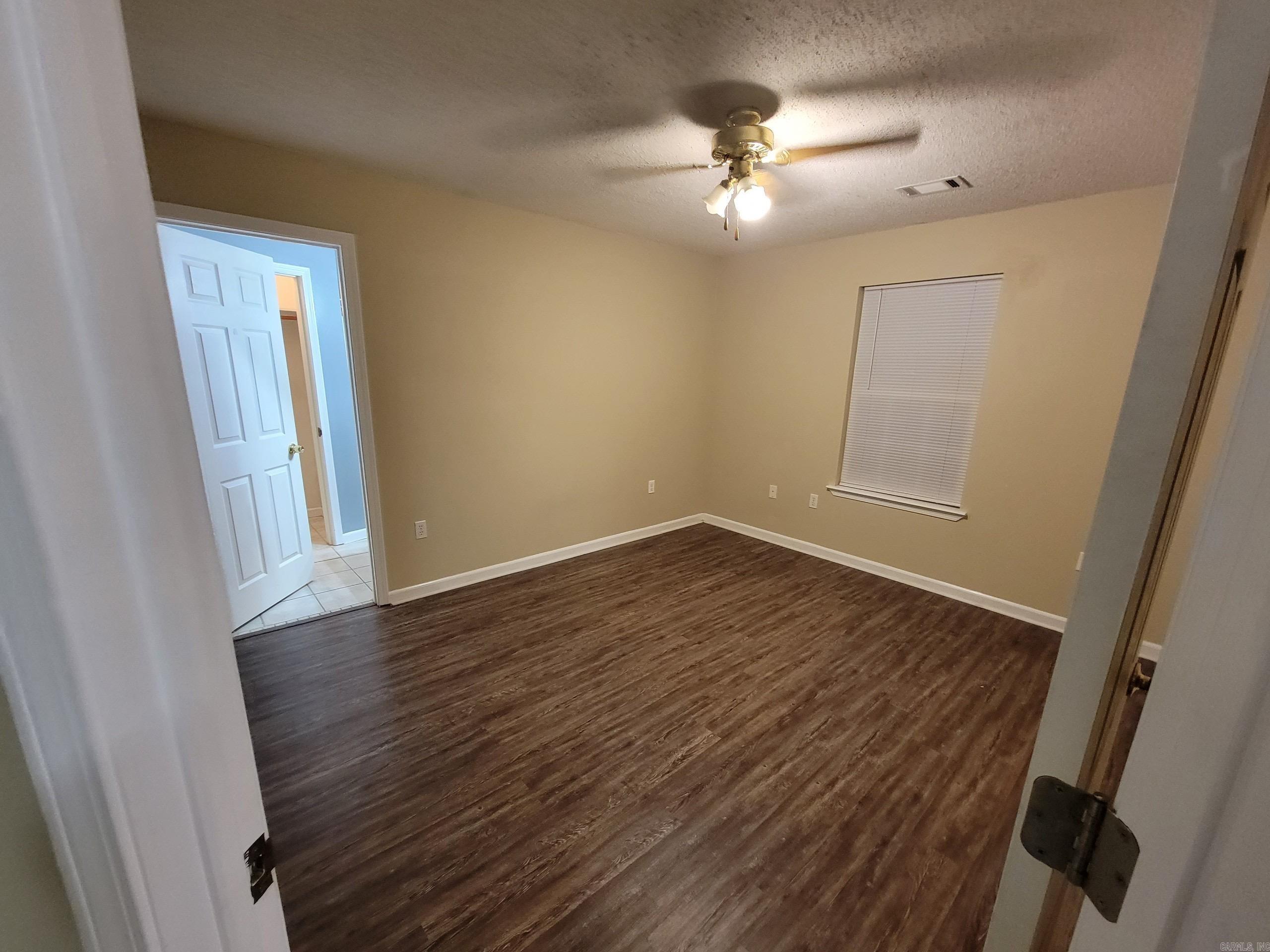 WINDWOOD ESTATES S/D - Residential