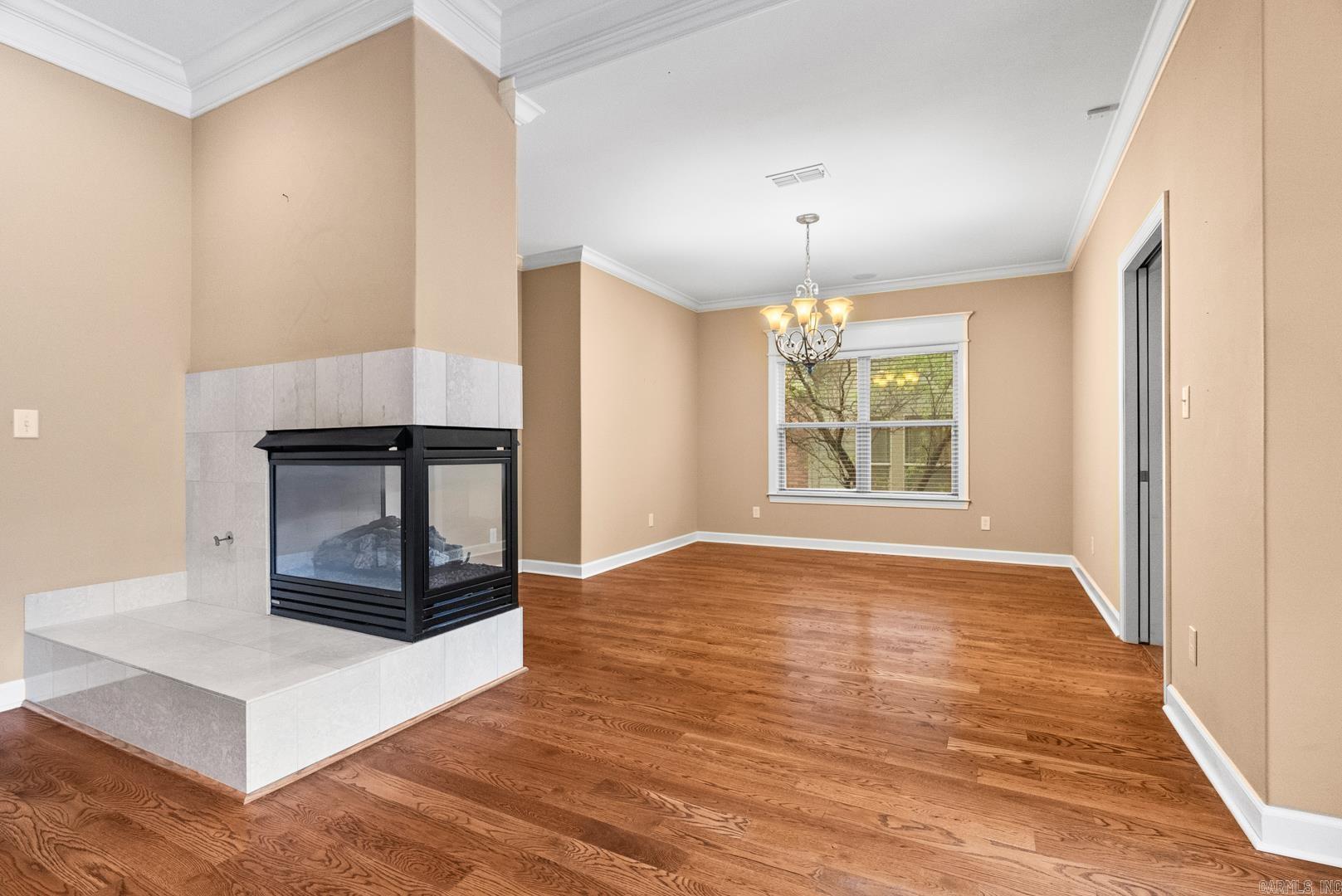 THE VILLAGES OF WELLINGTON - Residential