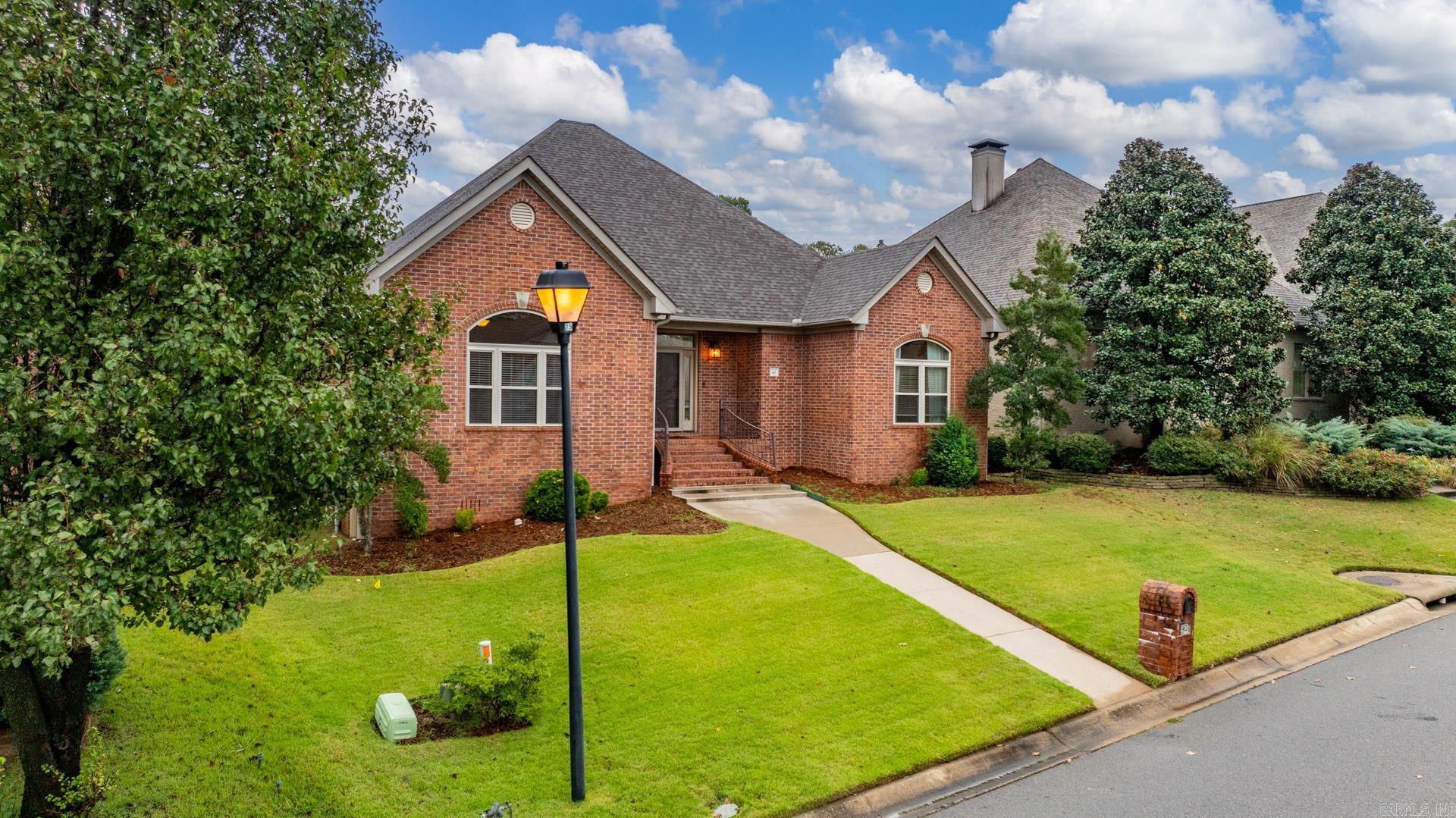 THE VILLAGES OF WELLINGTON - Residential