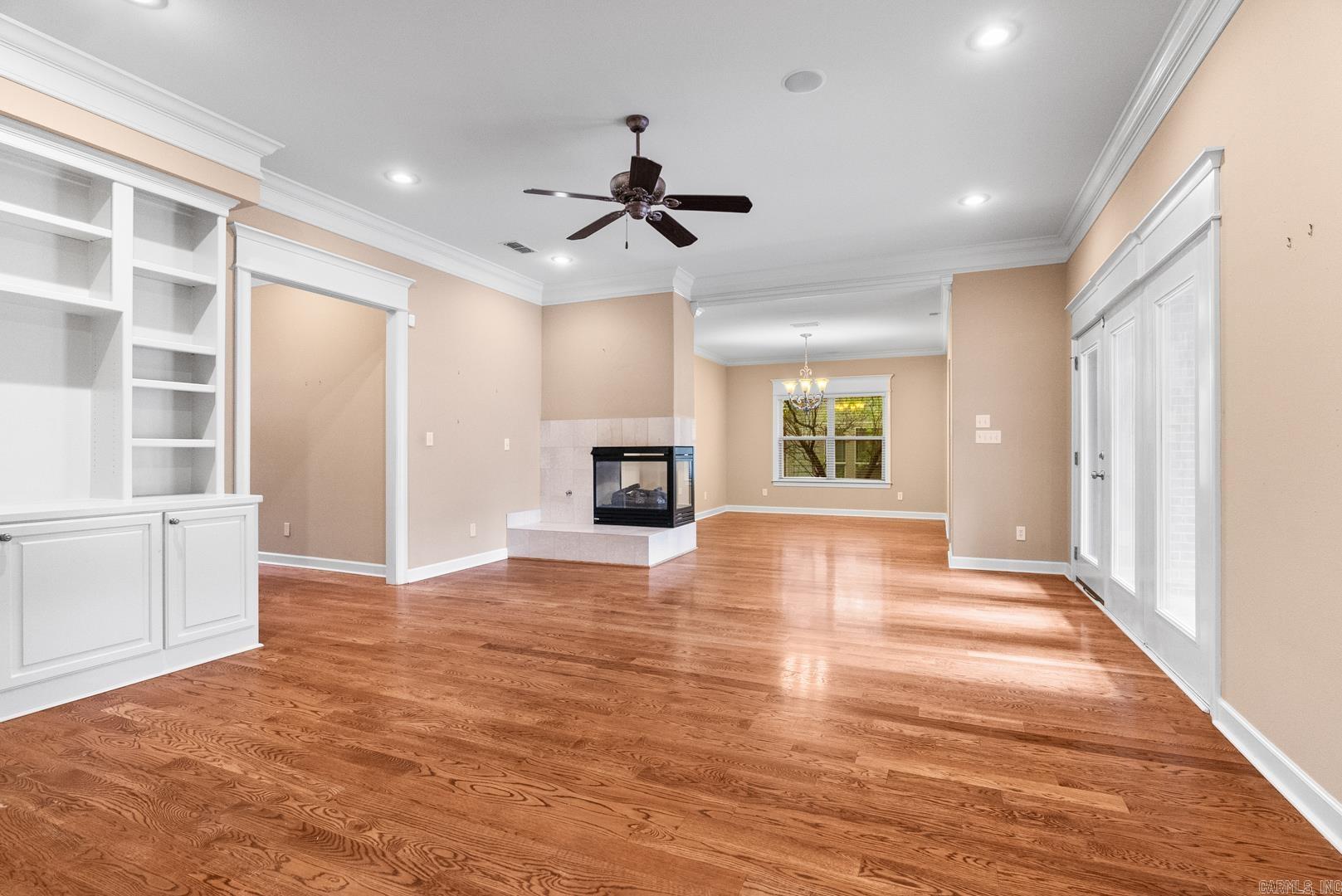 THE VILLAGES OF WELLINGTON - Residential