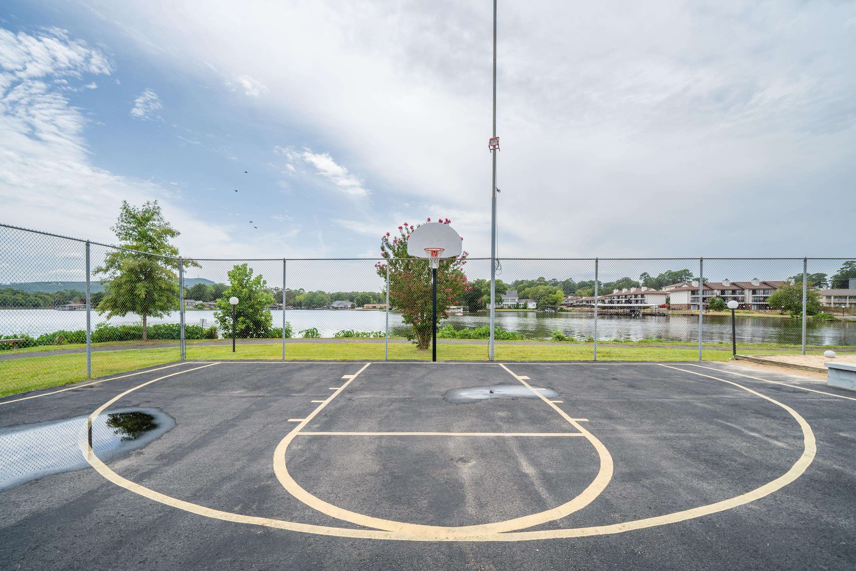 EMERALD ISLE HPR - Residential