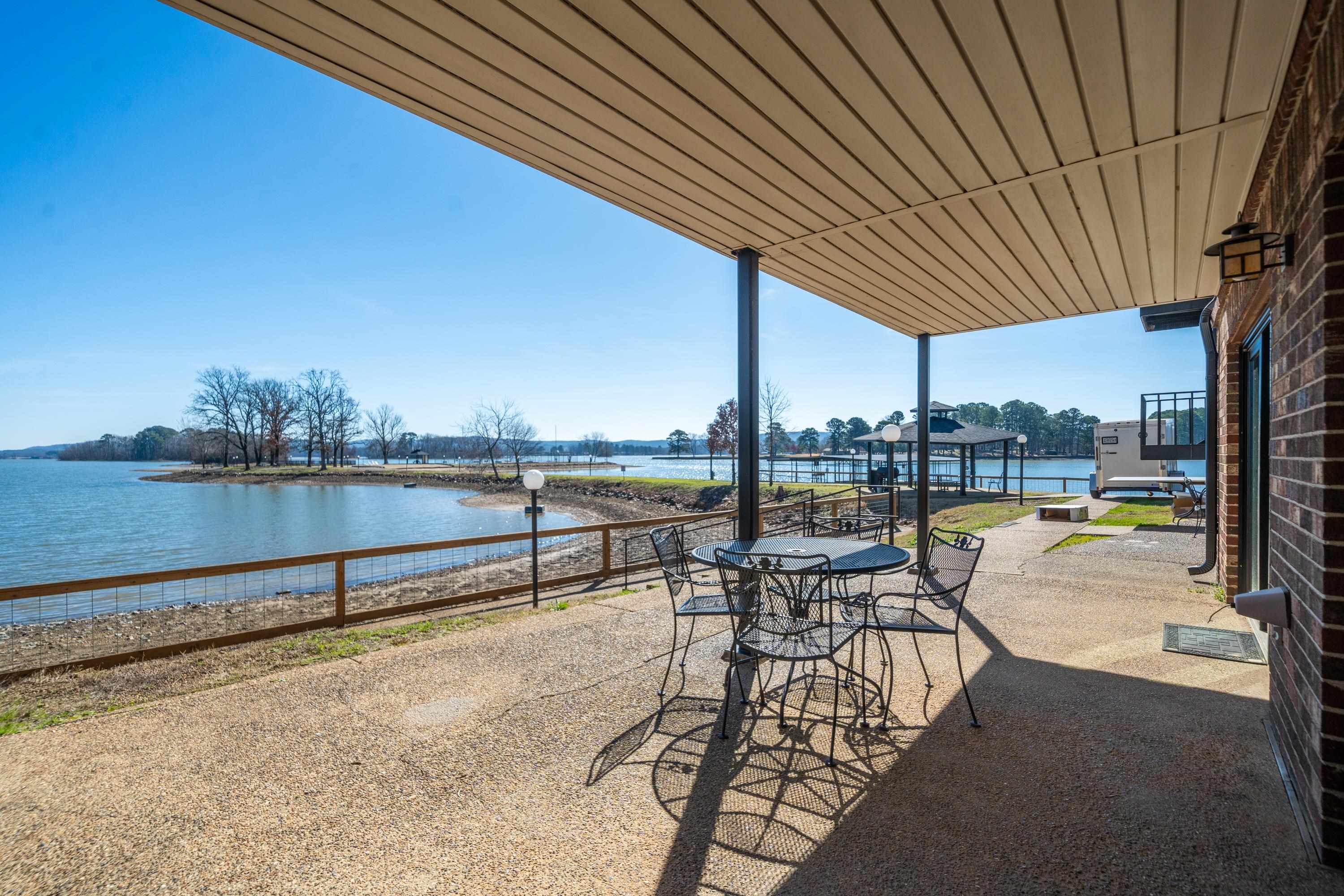 EMERALD ISLE HPR - Residential