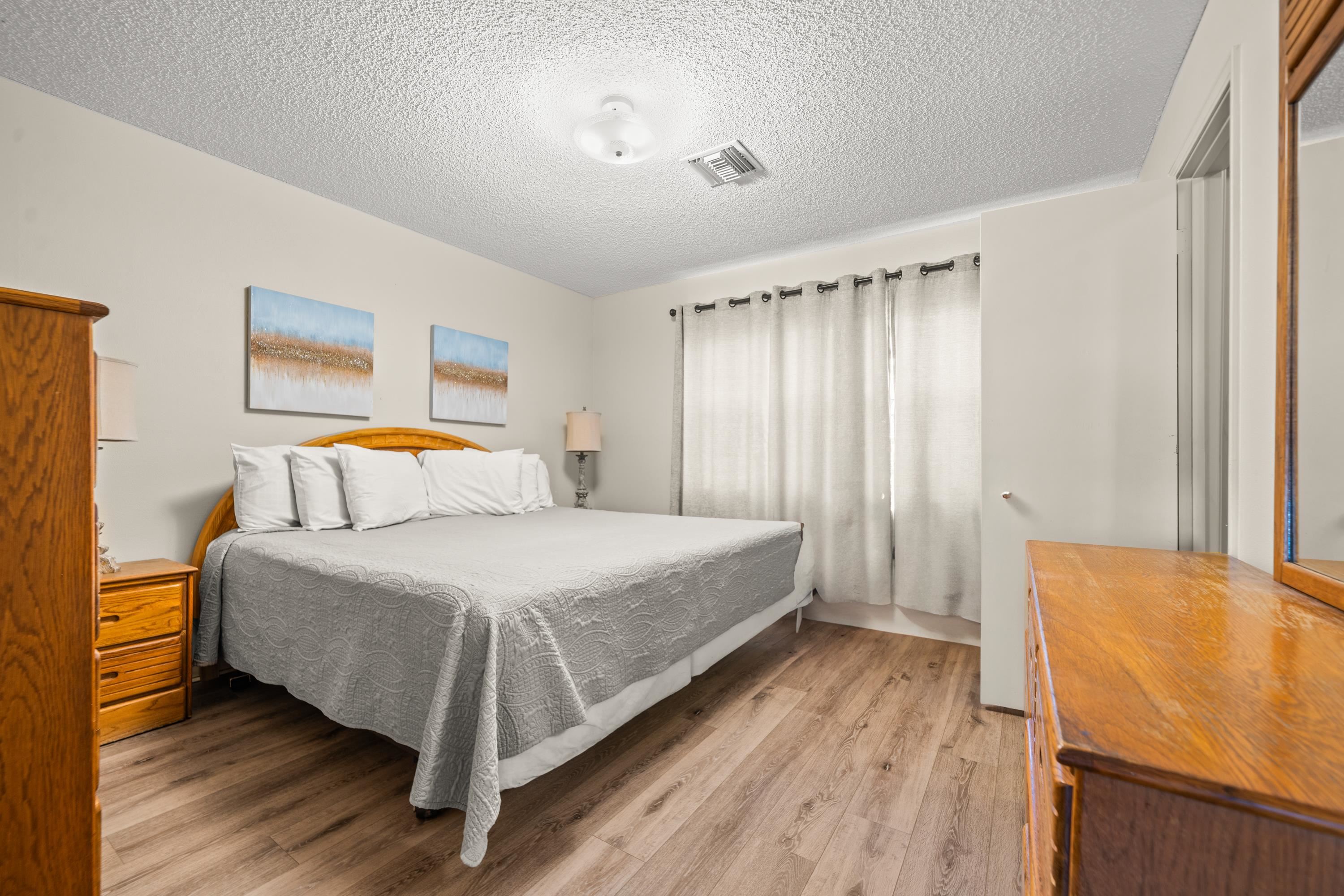 EMERALD ISLE HPR - Residential