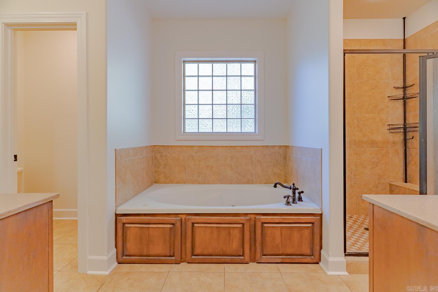 LAKE CREST ESTATES - Residential