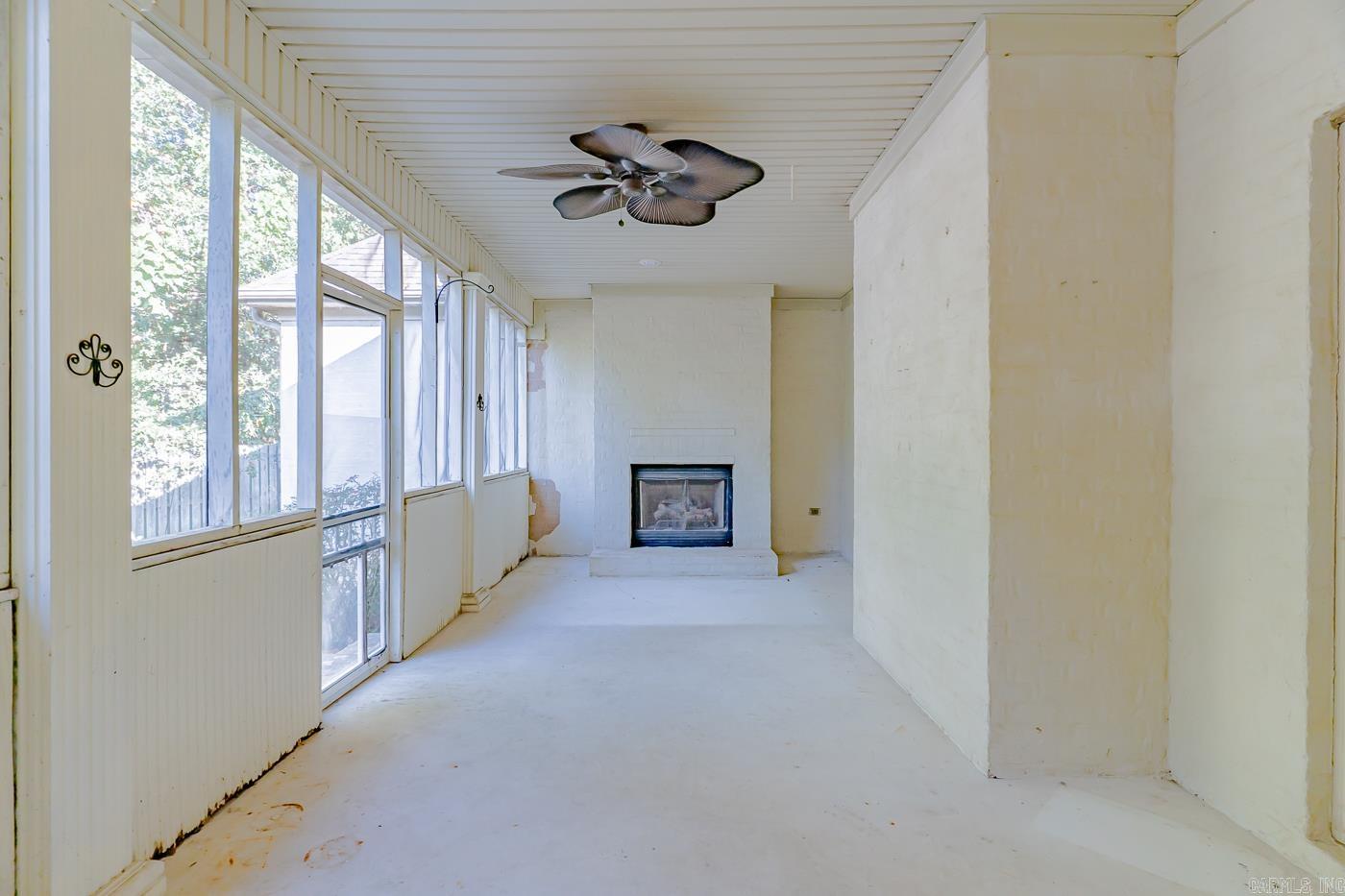 LAKE CREST ESTATES - Residential