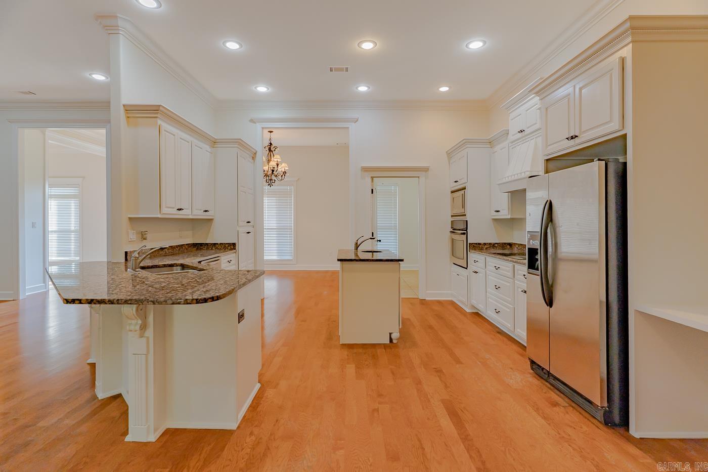 LAKE CREST ESTATES - Residential
