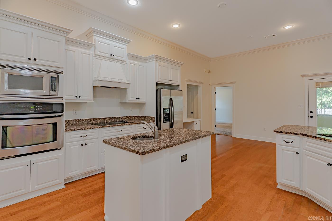 LAKE CREST ESTATES - Residential