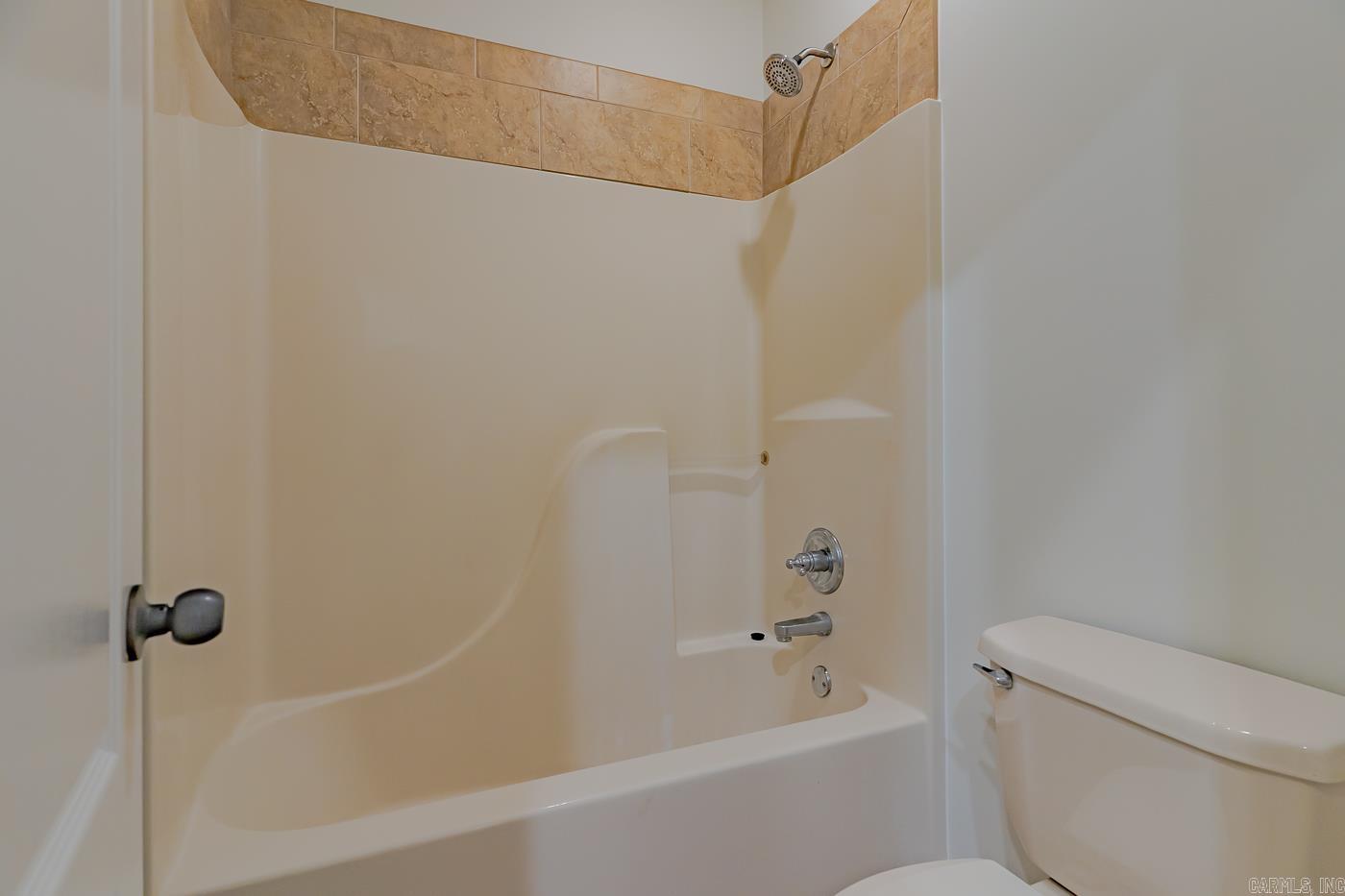 LAKE CREST ESTATES - Residential