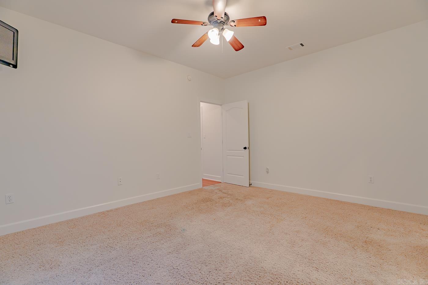 LAKE CREST ESTATES - Residential