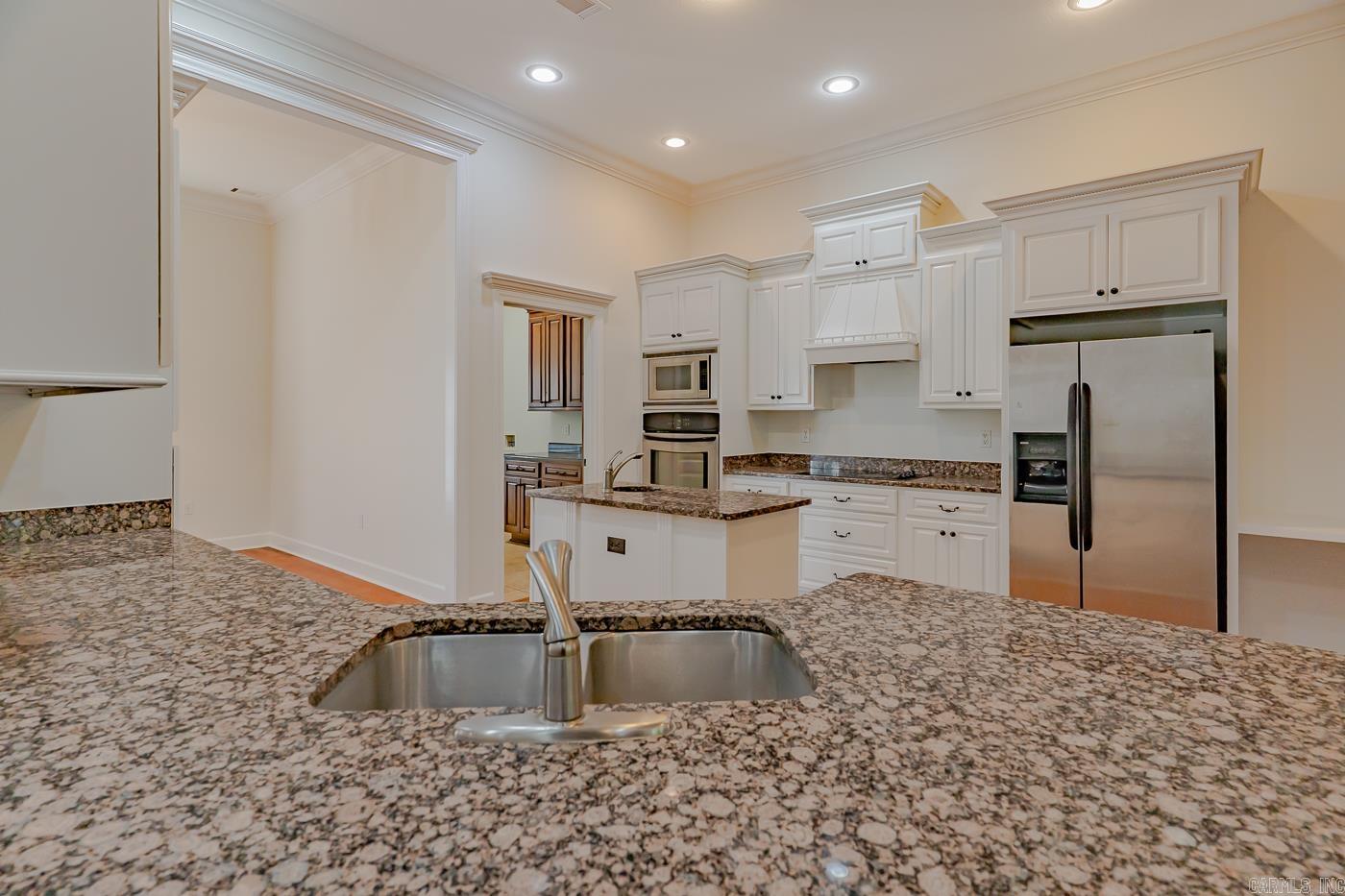 LAKE CREST ESTATES - Residential