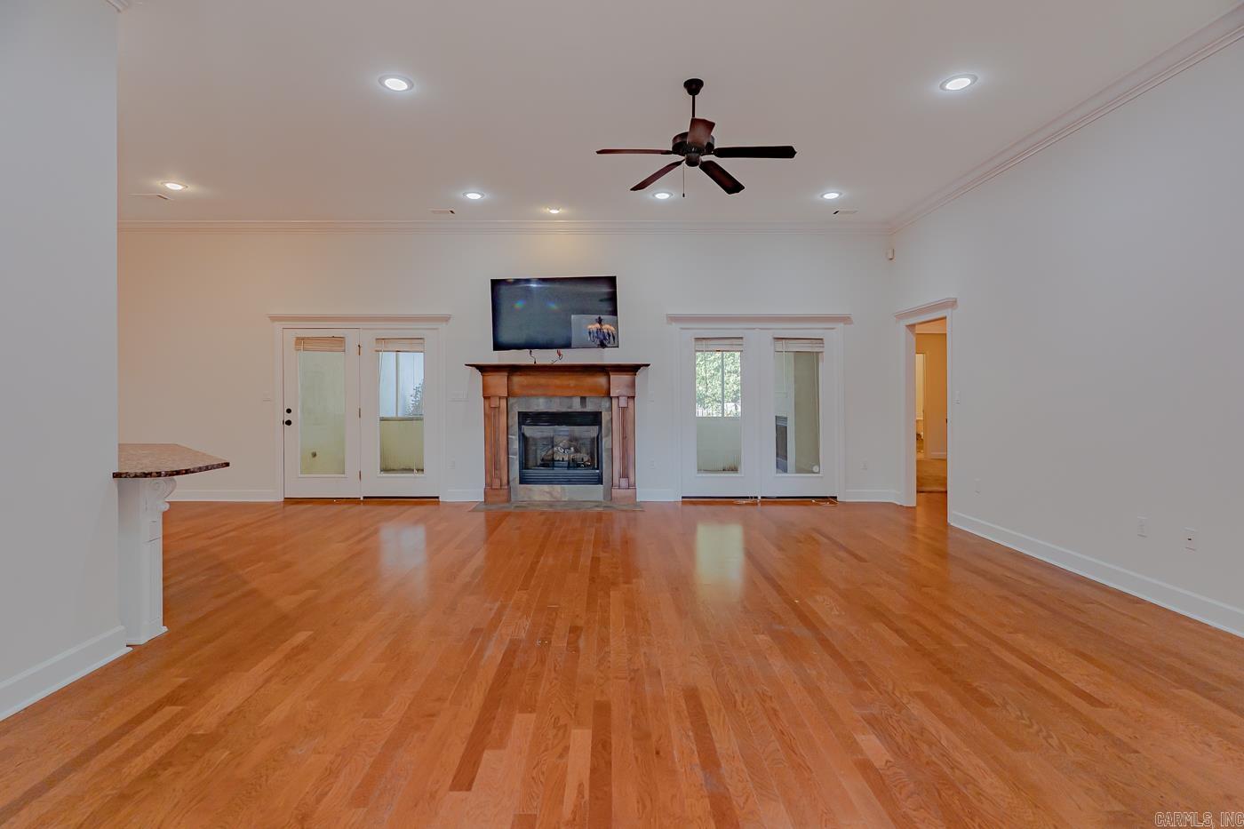 LAKE CREST ESTATES - Residential