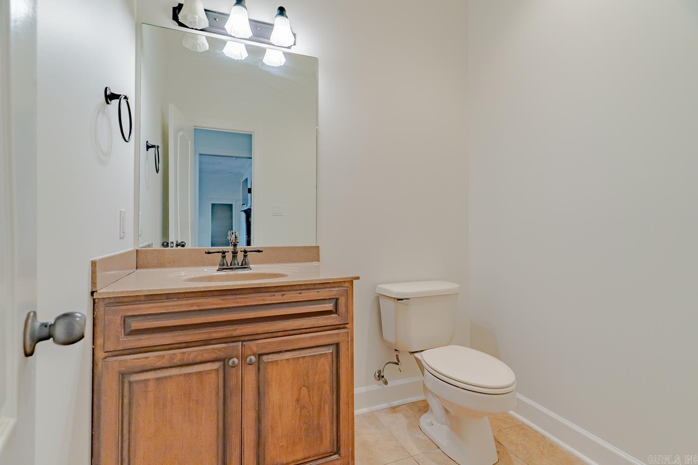 LAKE CREST ESTATES - Residential