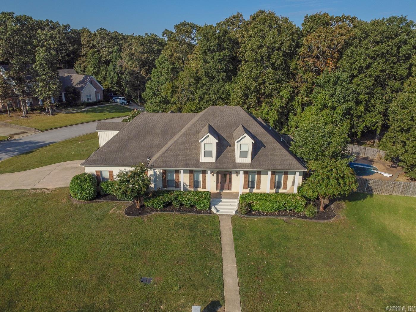 LAKE CREST ESTATES - Residential