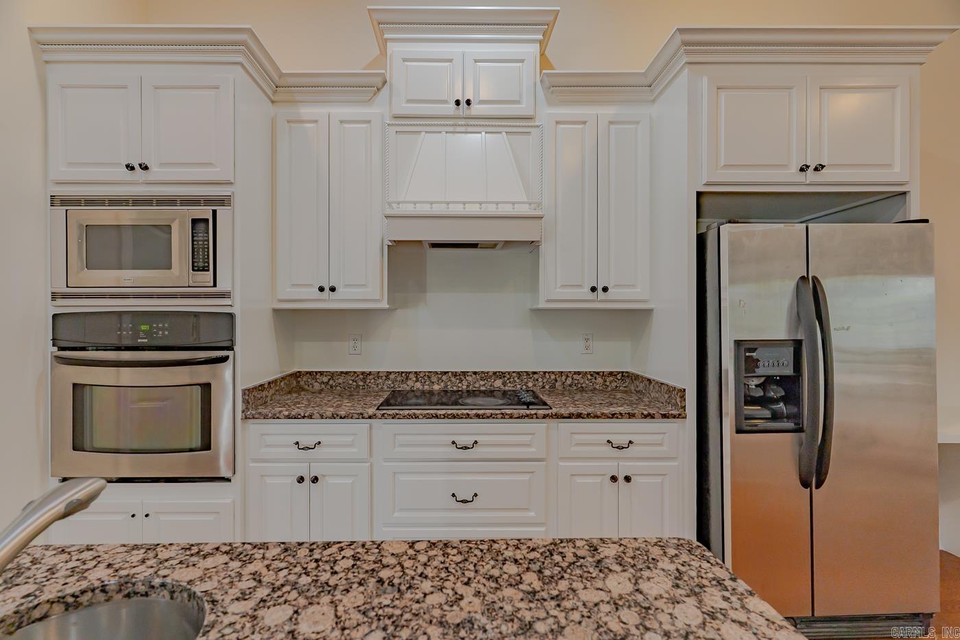 LAKE CREST ESTATES - Residential