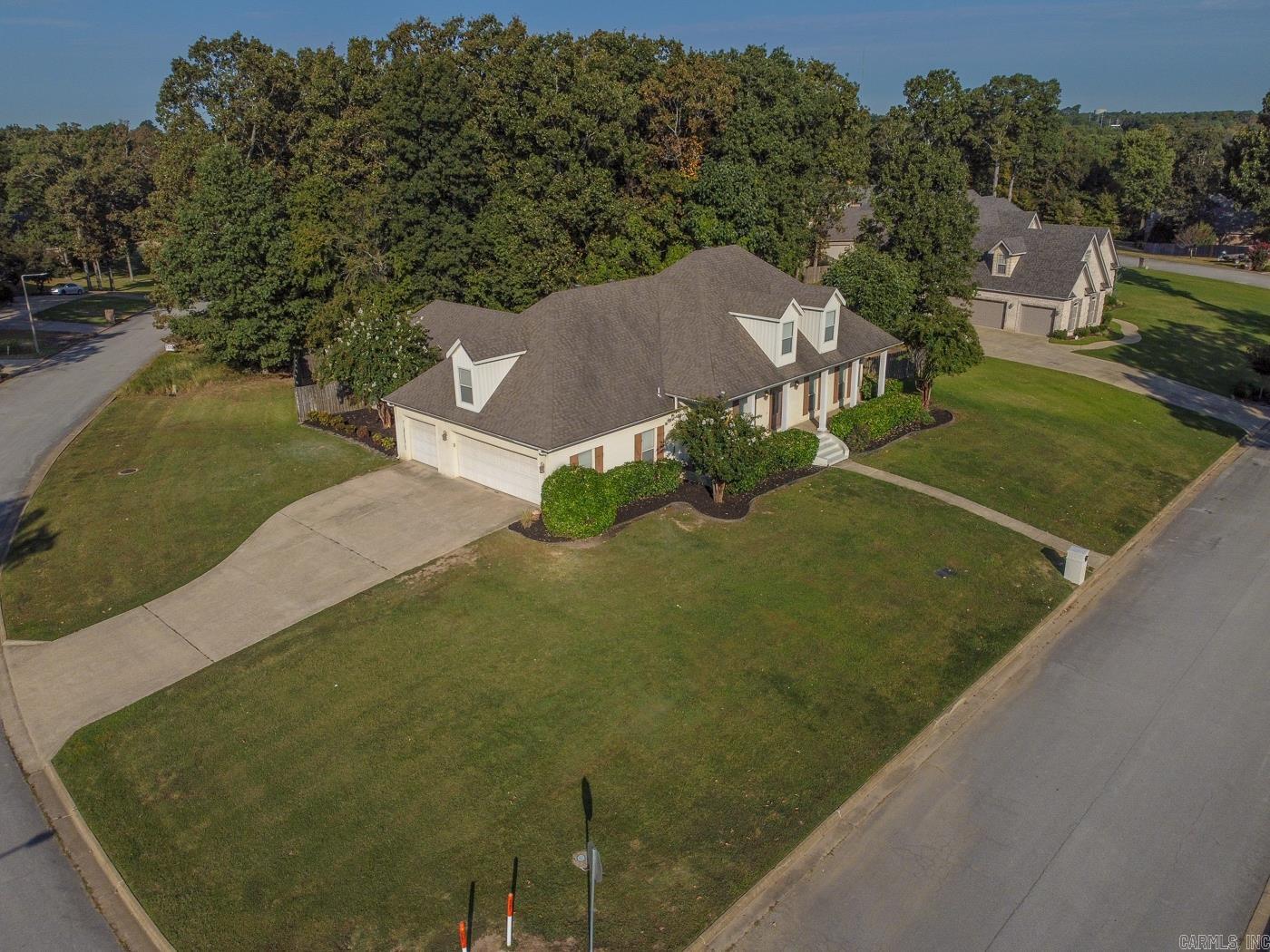 LAKE CREST ESTATES - Residential